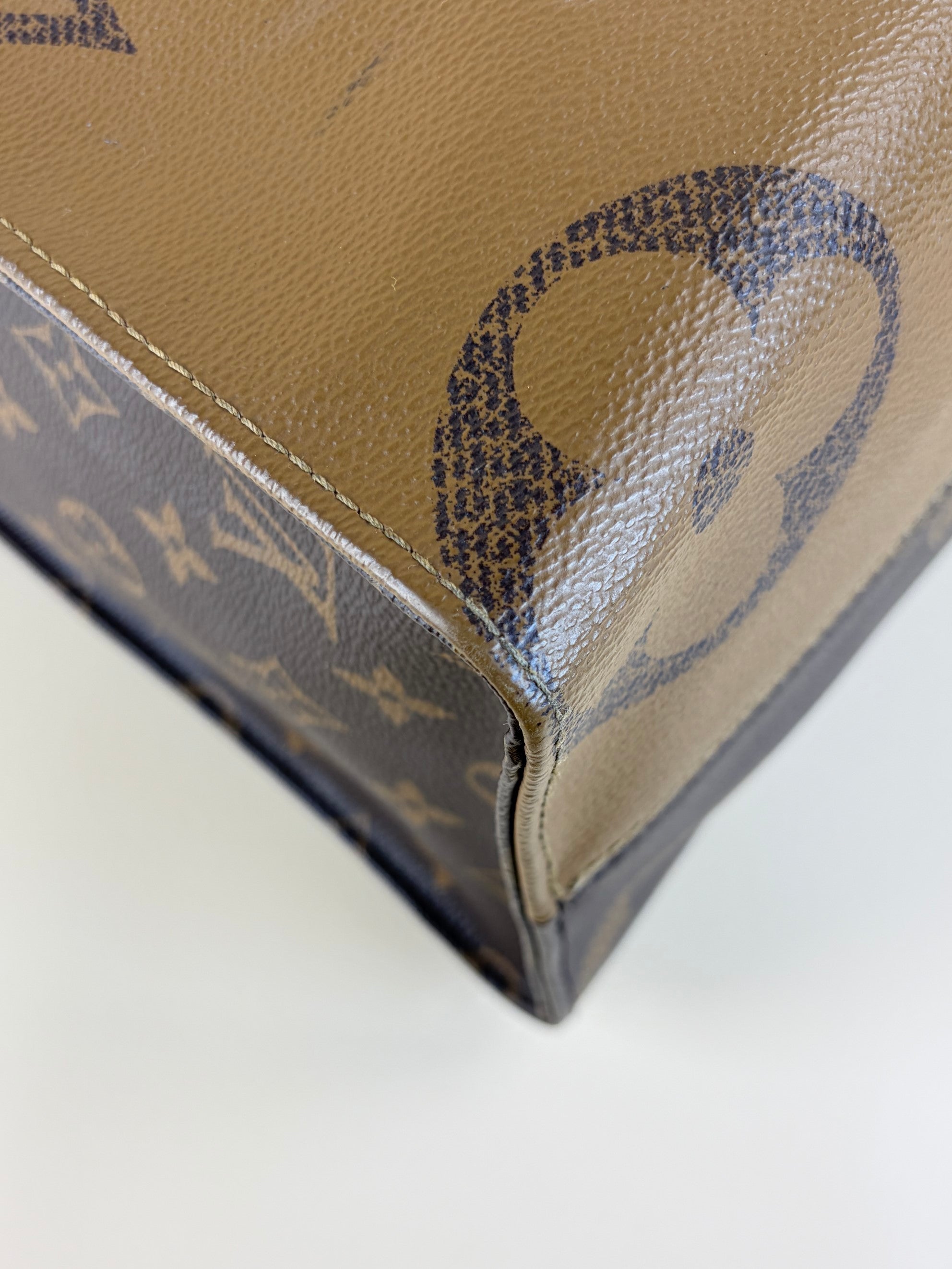 Louis Vuitton Monogram on the go mm