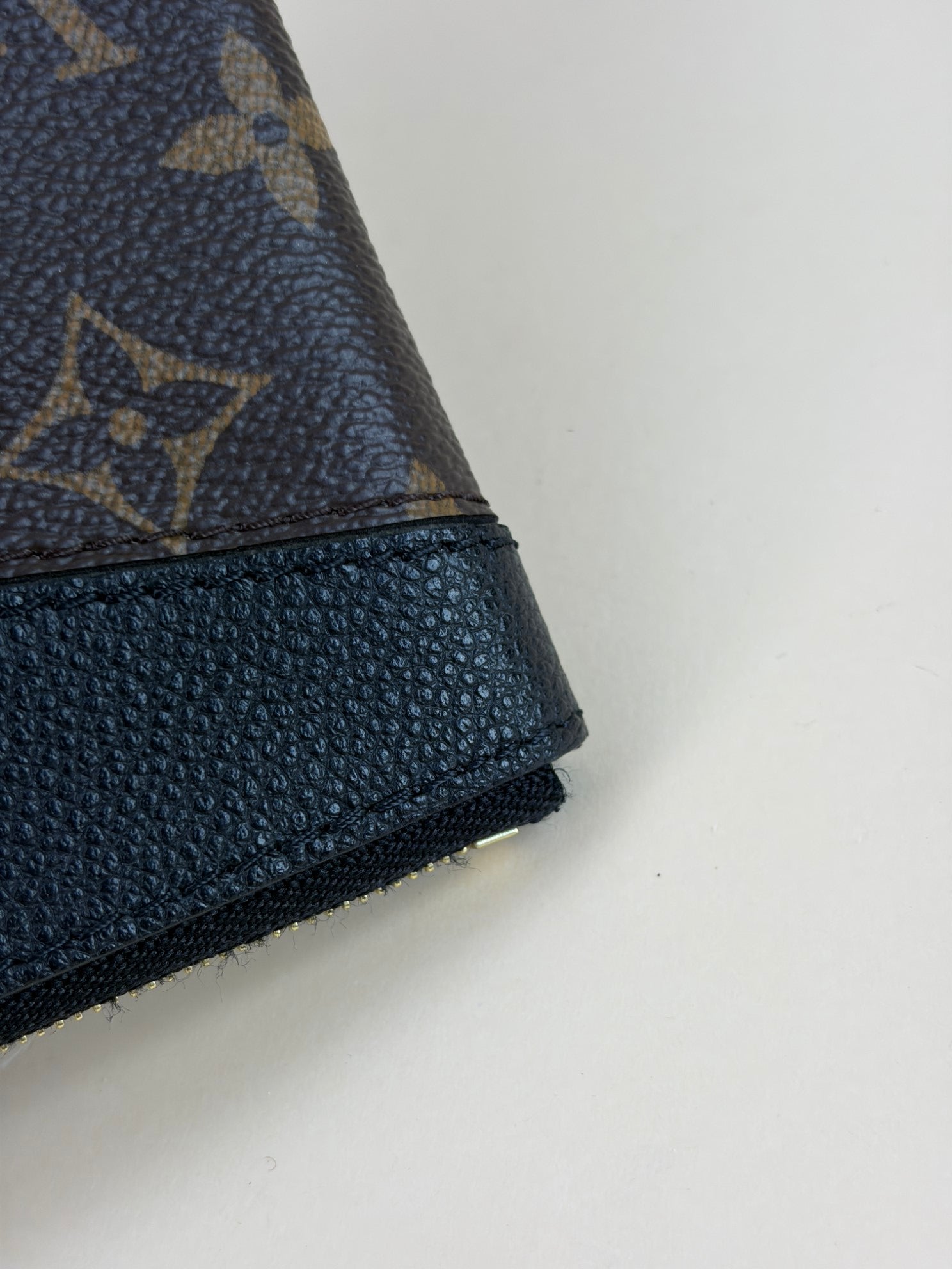 Louis Vuitton Monogram Black Daily Pouch