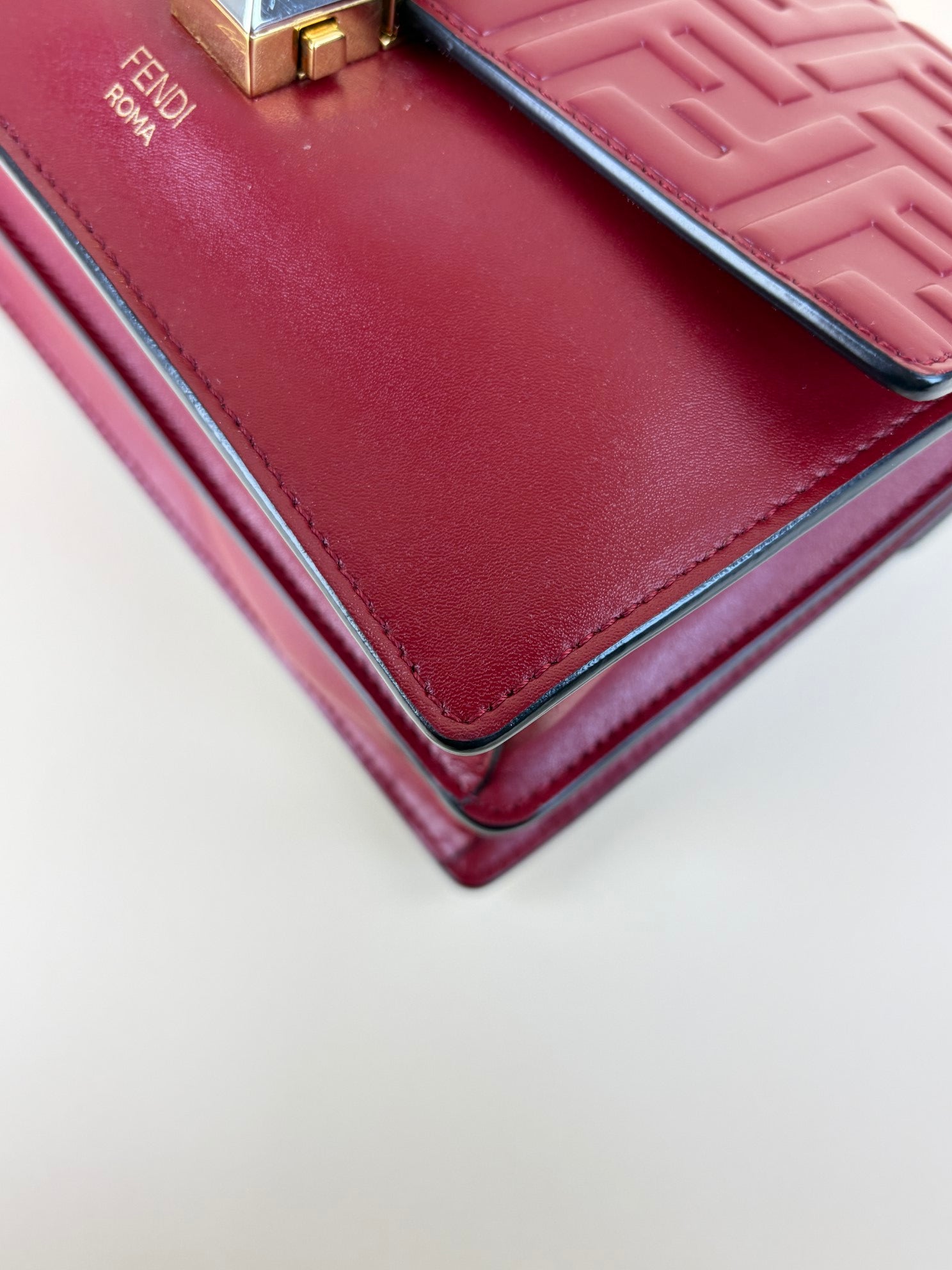 Fendi liberty ff 1974 embossed small Kan i