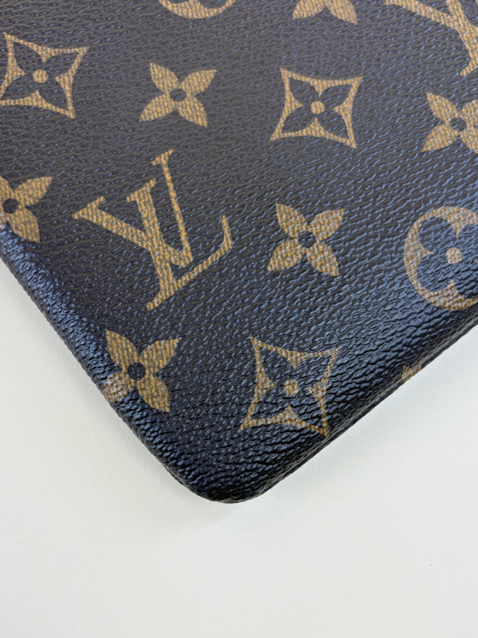 Louis Vuitton Monogram Daily Pouch