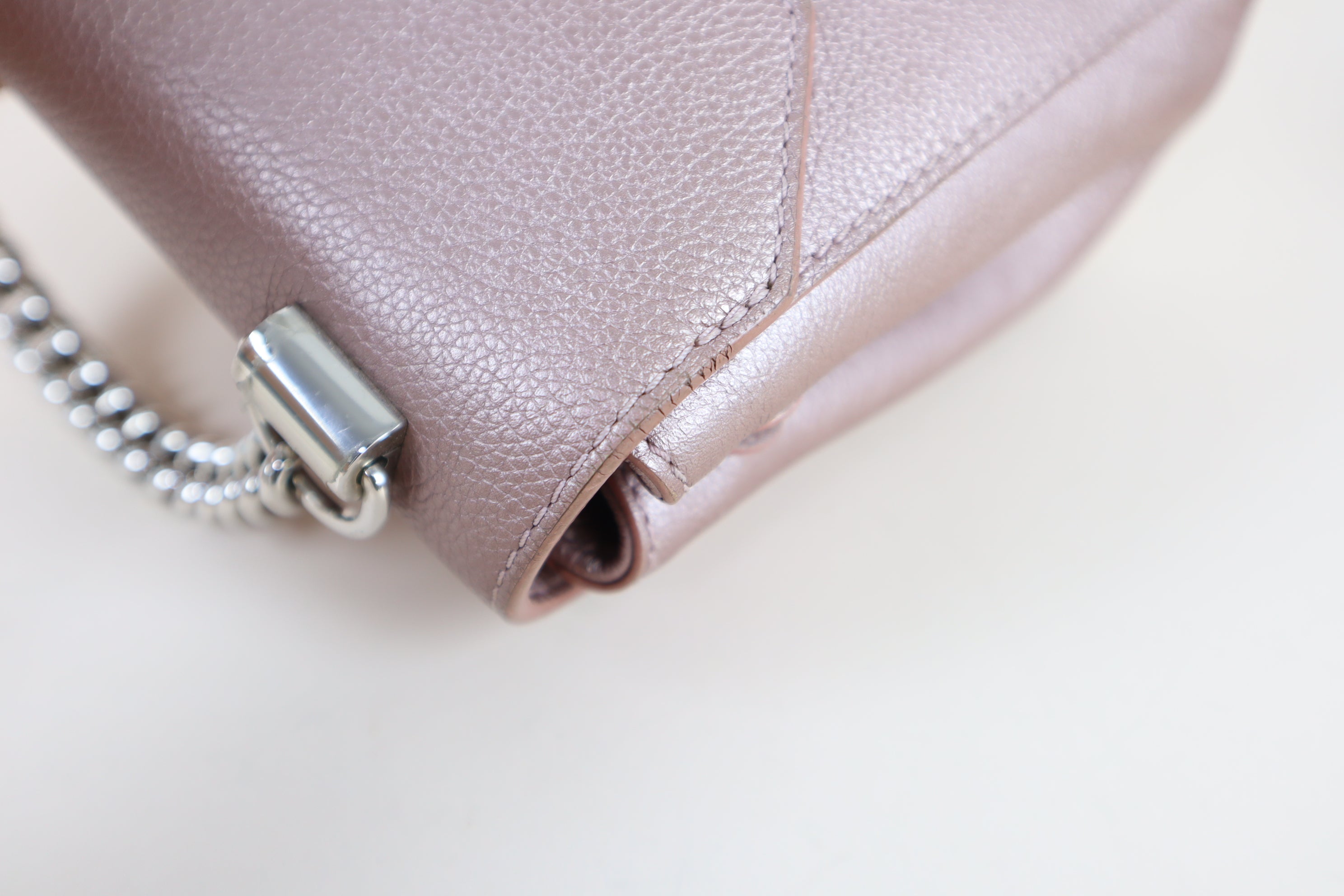 Louis Vuitton Metallic Pink Eyelet Lock Me Bag