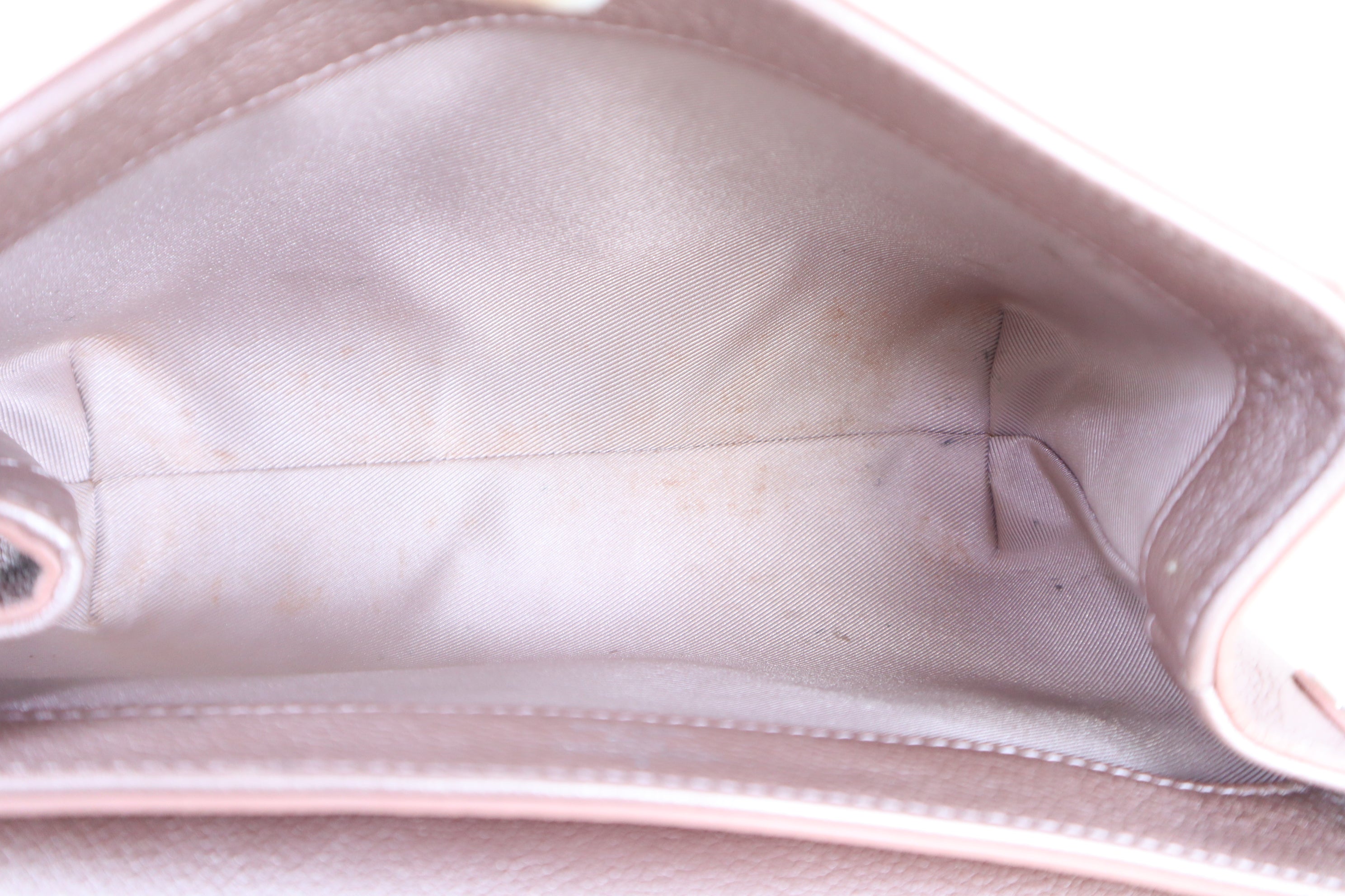 Louis Vuitton Metallic Pink Eyelet Lock Me Bag