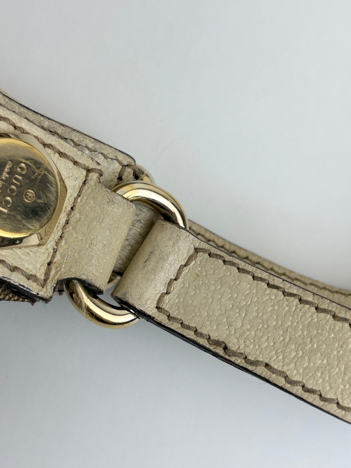 Gucci off white leather and gg monogram canvas Charmy medium