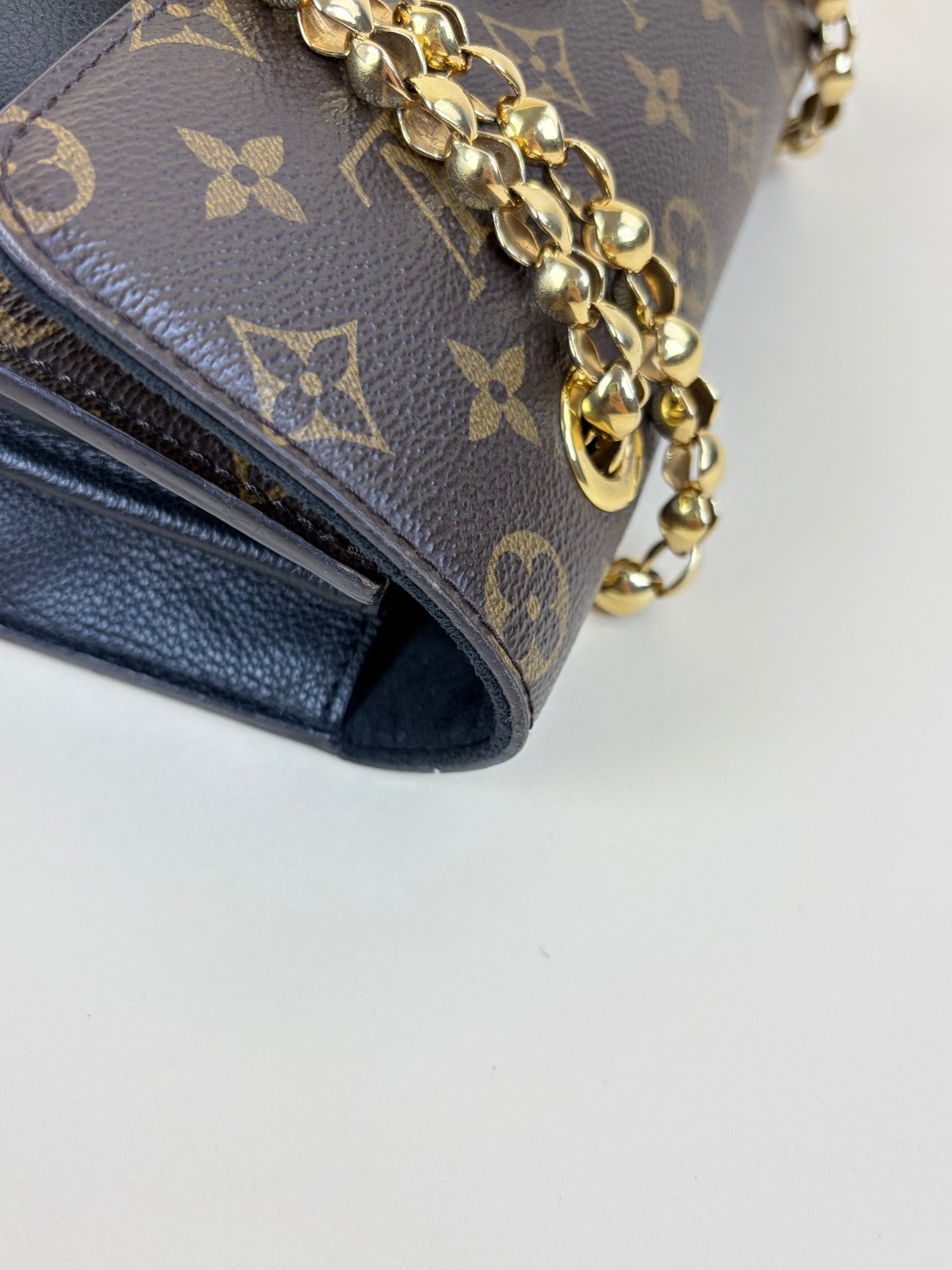louis Vuitton monogram canvas black victories
