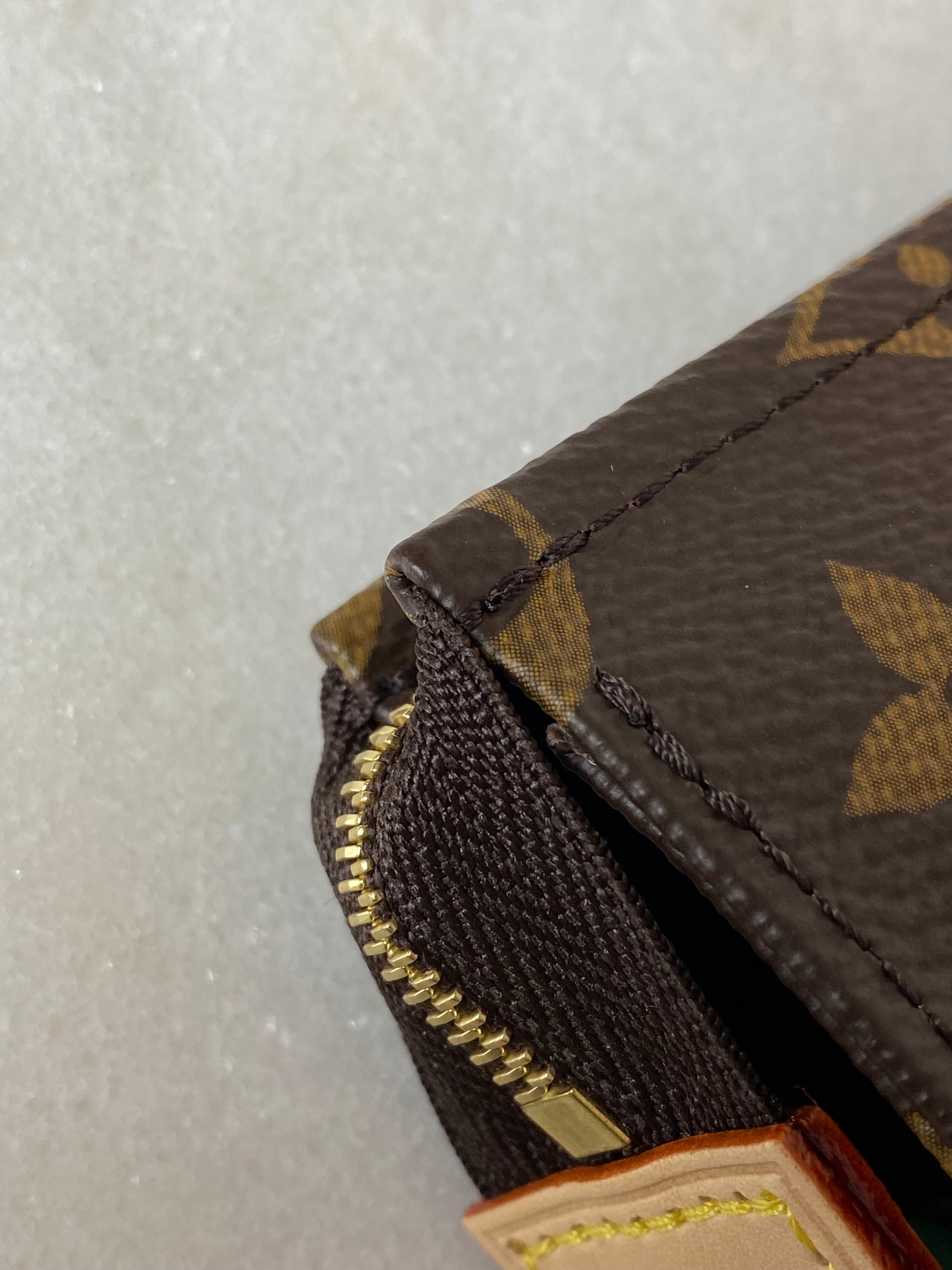 Louis Vuitton Monogram Zip Pouch 15-Pouch-Louis Vuitton-The Closet Egypt