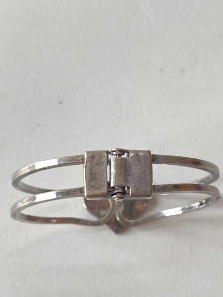 Tiffany & Co Silver Heart Bracelet-Bracelet-Tiffany & Co-The Closet Egypt