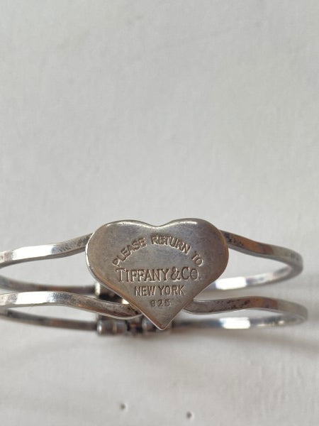 Tiffany & Co Silver Heart Bracelet-Bracelet-Tiffany & Co-The Closet Egypt