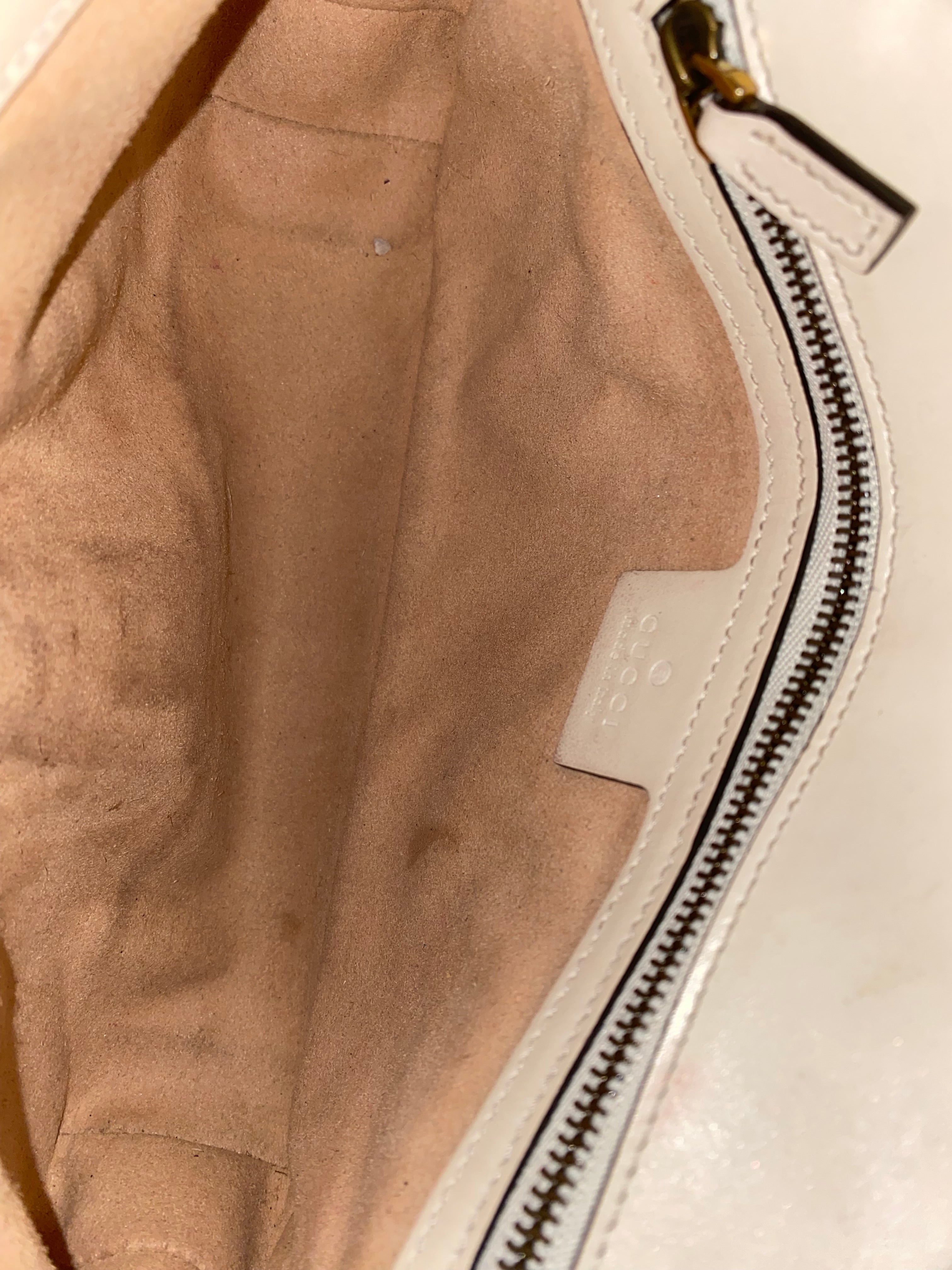 Gucci Off White Small Marmont Shoulder Bag-handbag-Gucci-The Closet Egypt