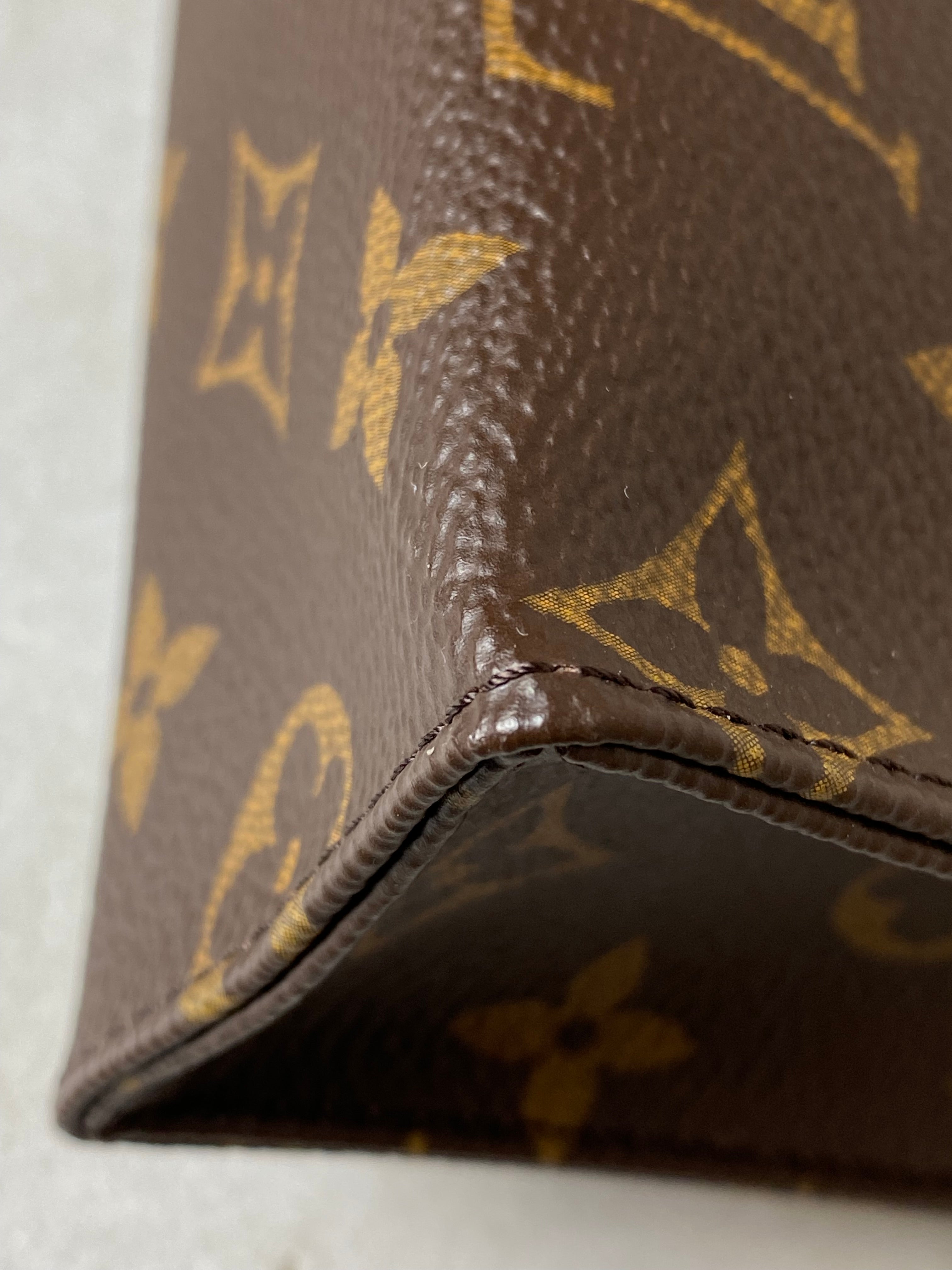 Louis Vuitton Monogram Zip Pouch 26-Pouch-Louis Vuitton-The Closet Egypt