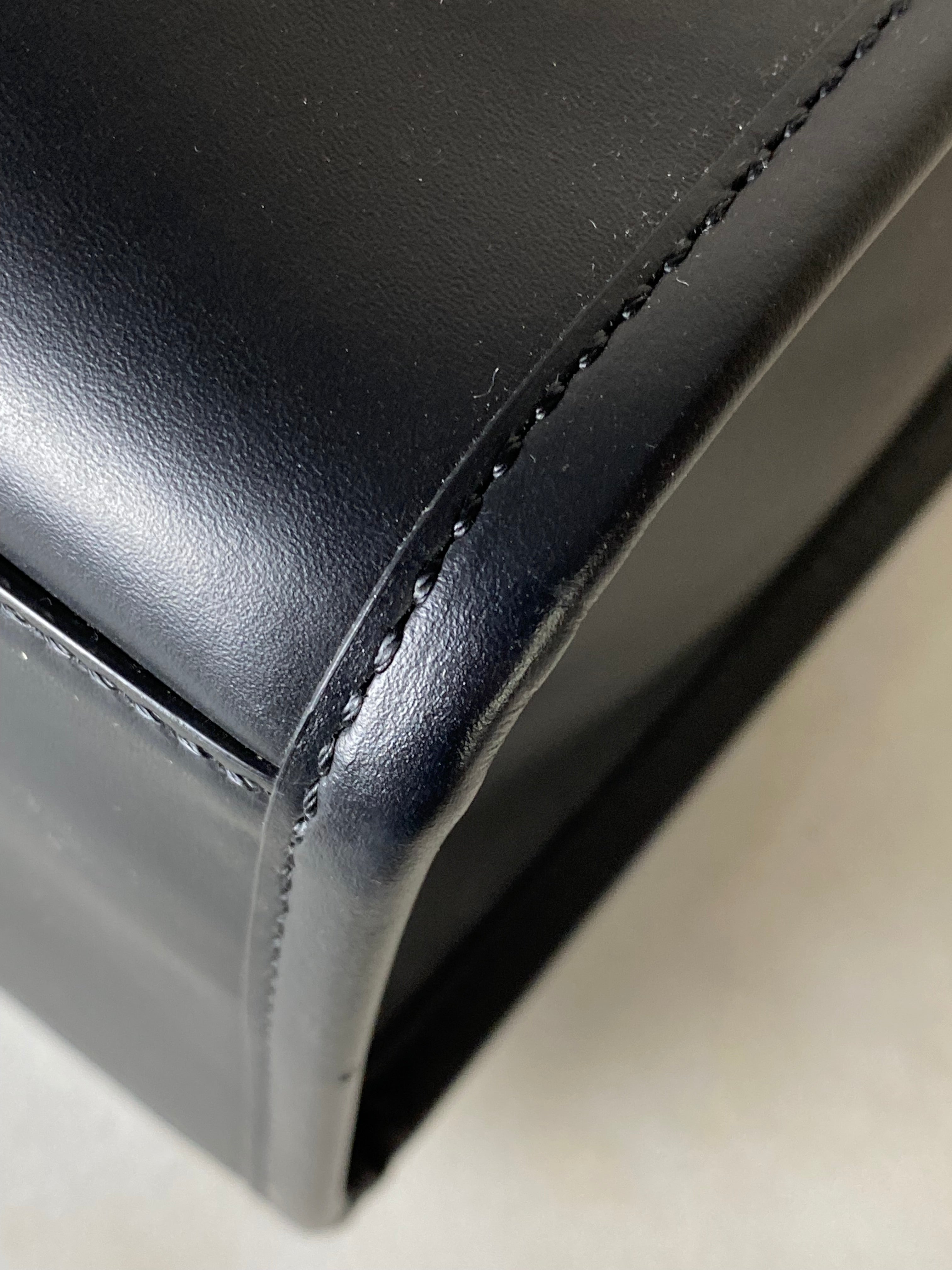 Fendi Black Sunshine Medium Tote Bag-handbag-Fendi-The Closet Egypt