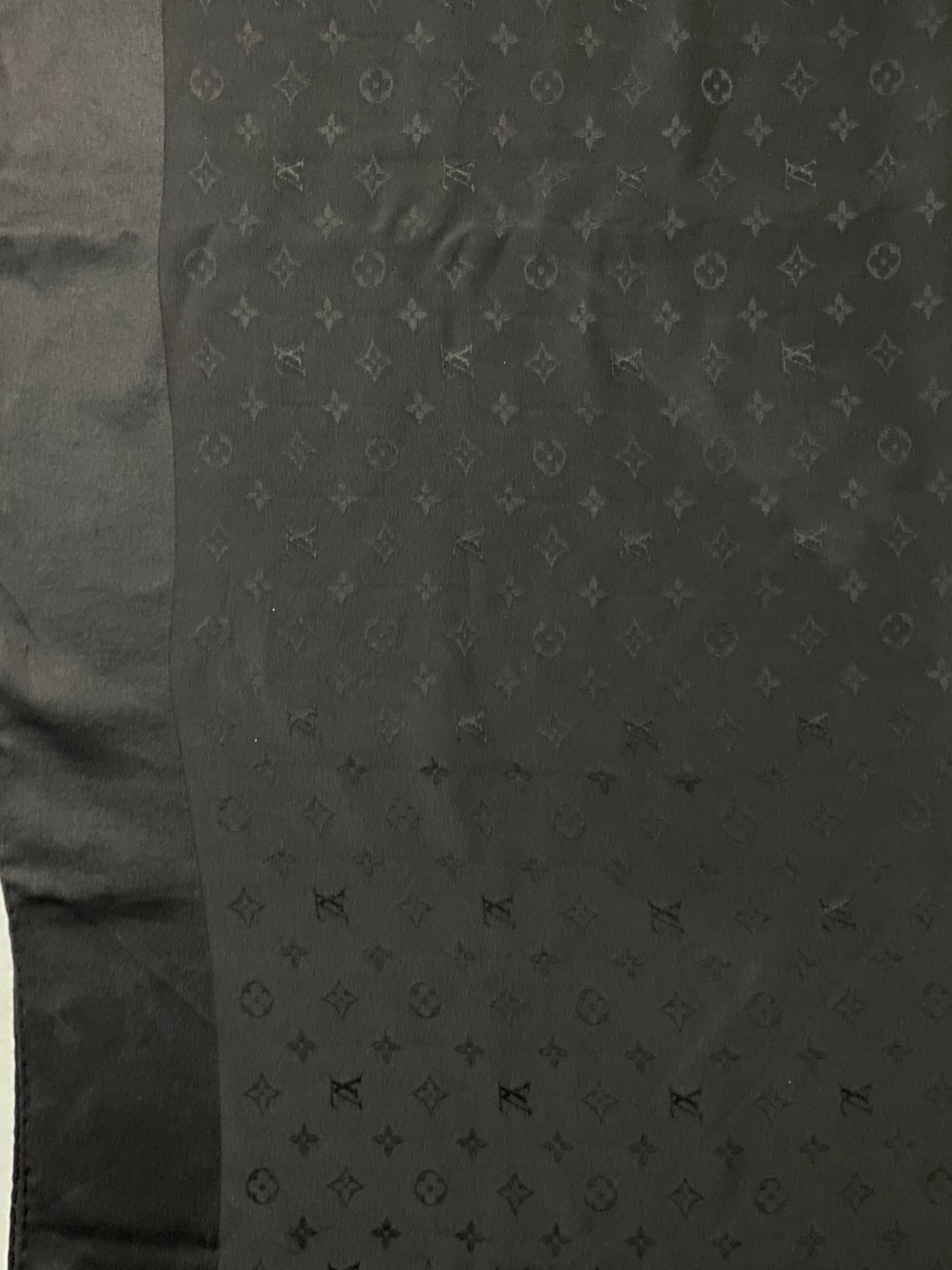Louis Vuitton Black Monogram Scarf-Scarf-Louis Vuitton-The Closet Egypt