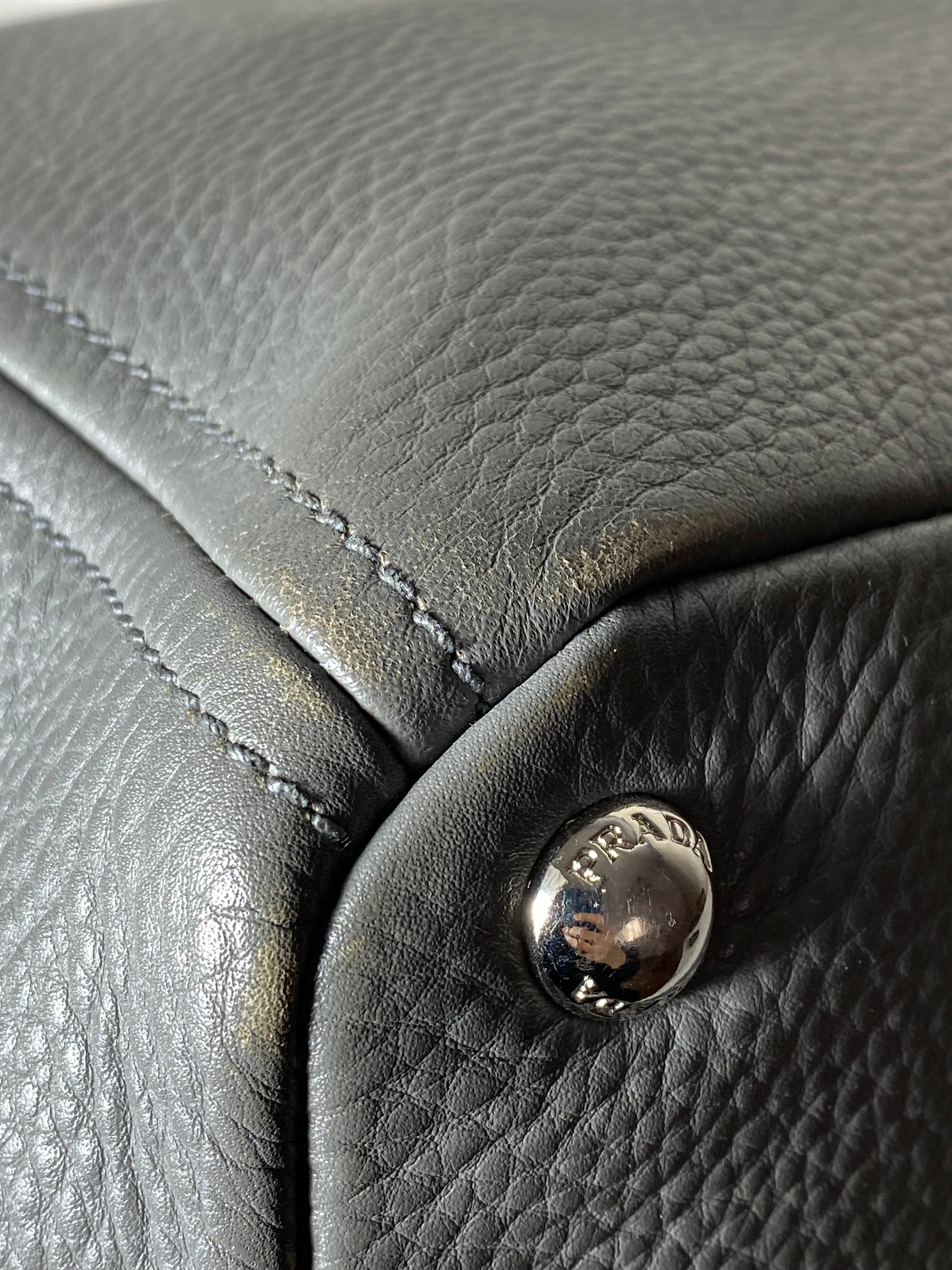 Prada Grey Vitello Daino Tote Bag W/ Charm-handbag-Prada-The Closet Egypt