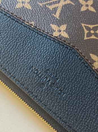 Louis Vuitton Daily Monogram Pouch-Pouch-Louis Vuitton-The Closet Egypt