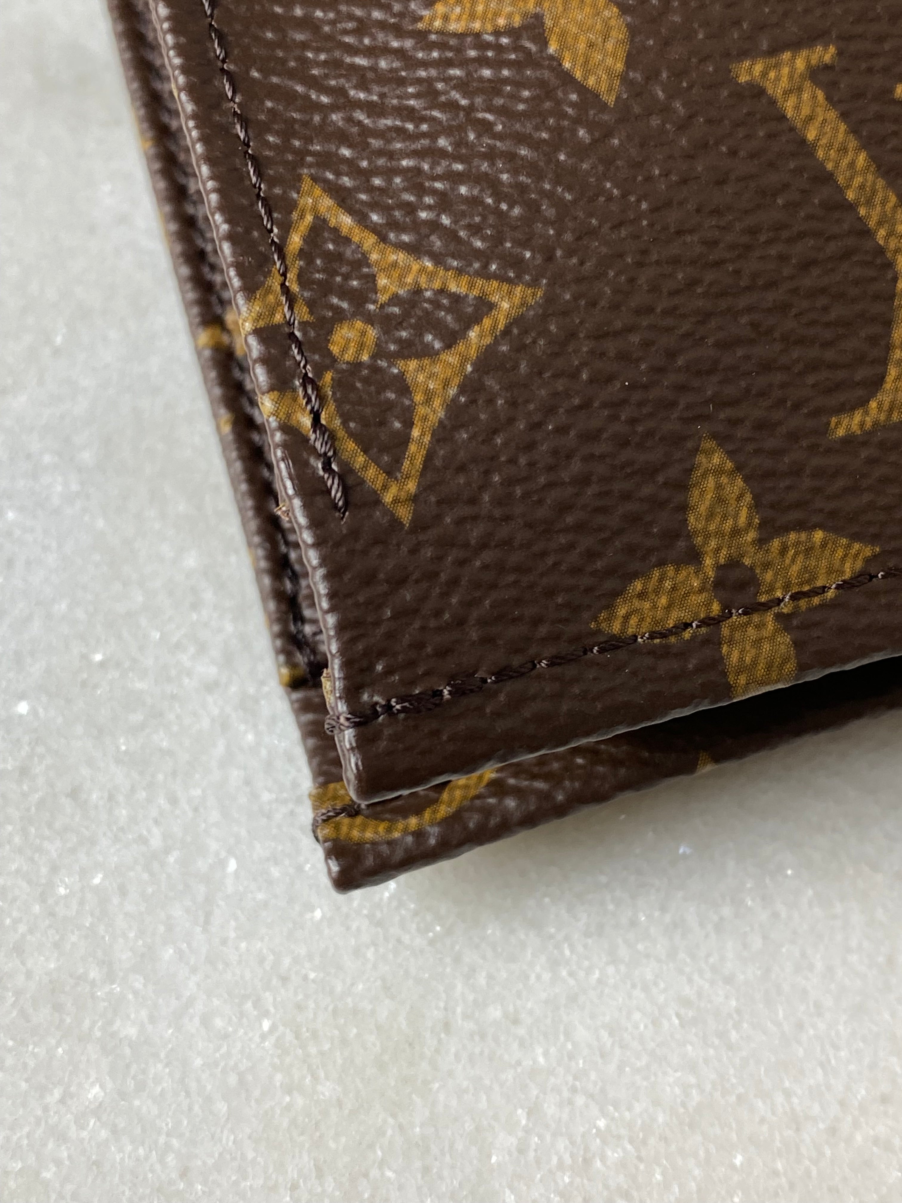 Louis Vuitton Monogram Zip Pouch 26-Pouch-Louis Vuitton-The Closet Egypt