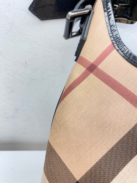 Burberry Bicolor Nova Check Bag-handbag-Burberry-The Closet Egypt