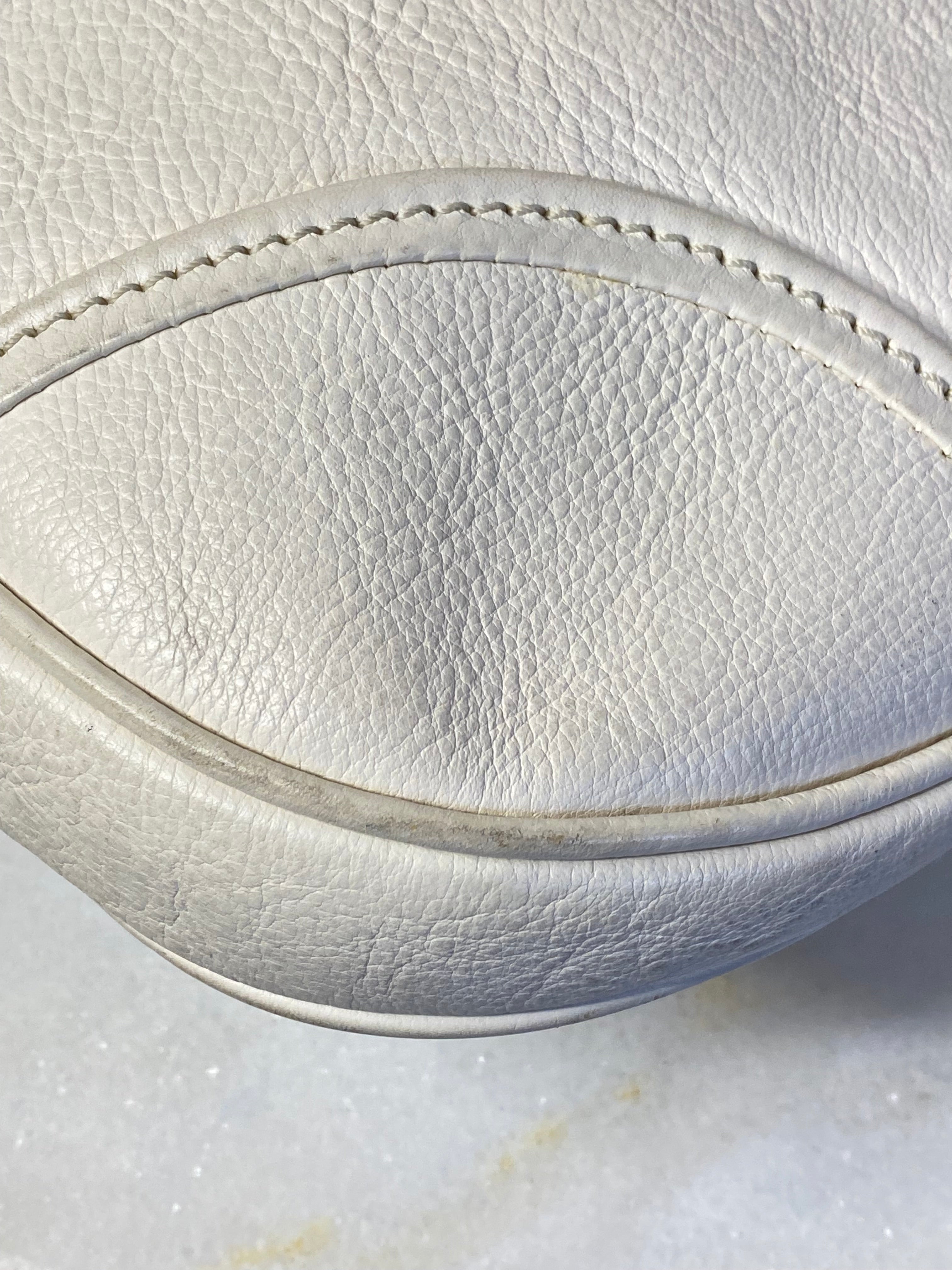 Burberry White Shoulder Bag