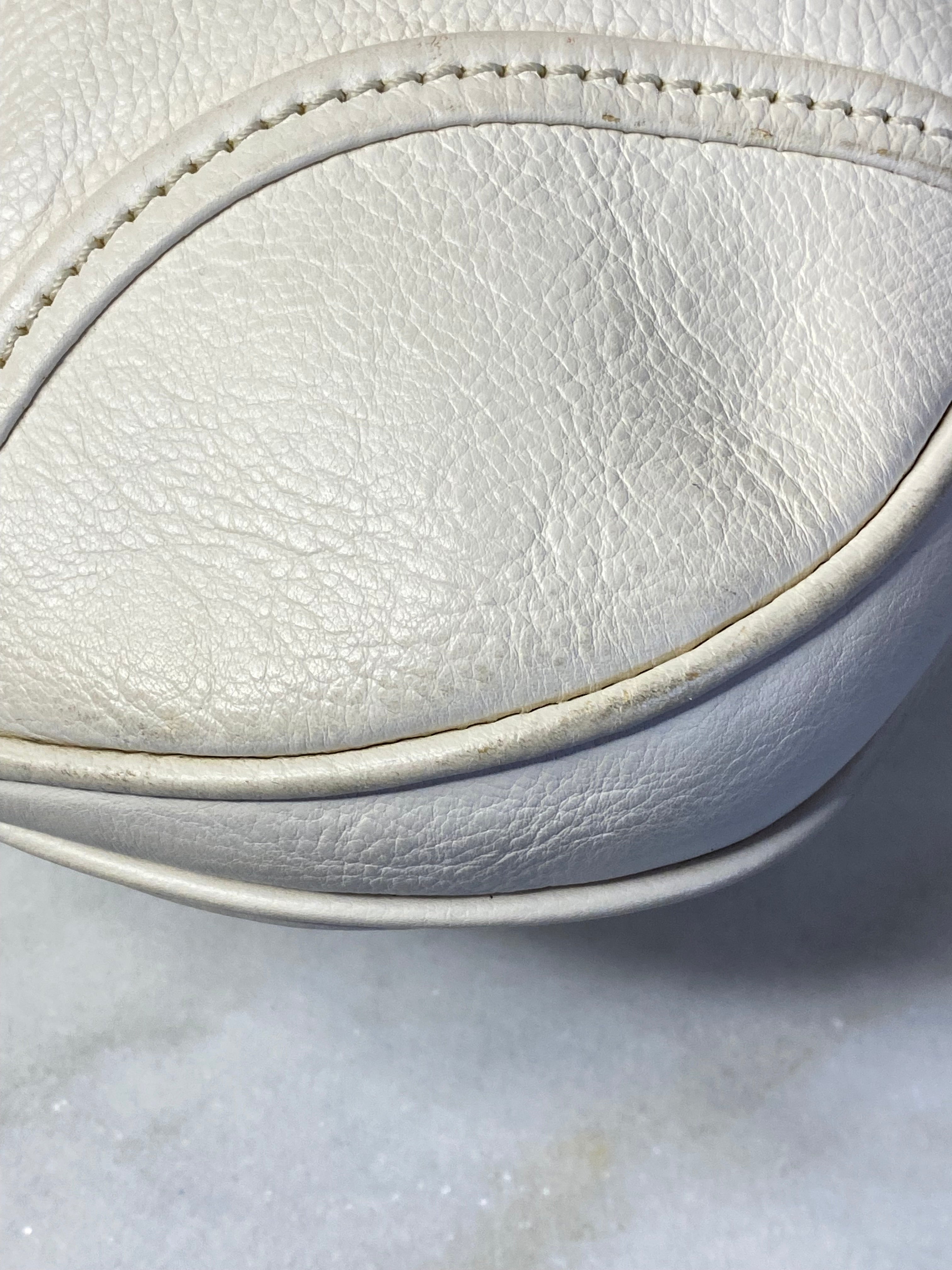 Burberry White Shoulder Bag