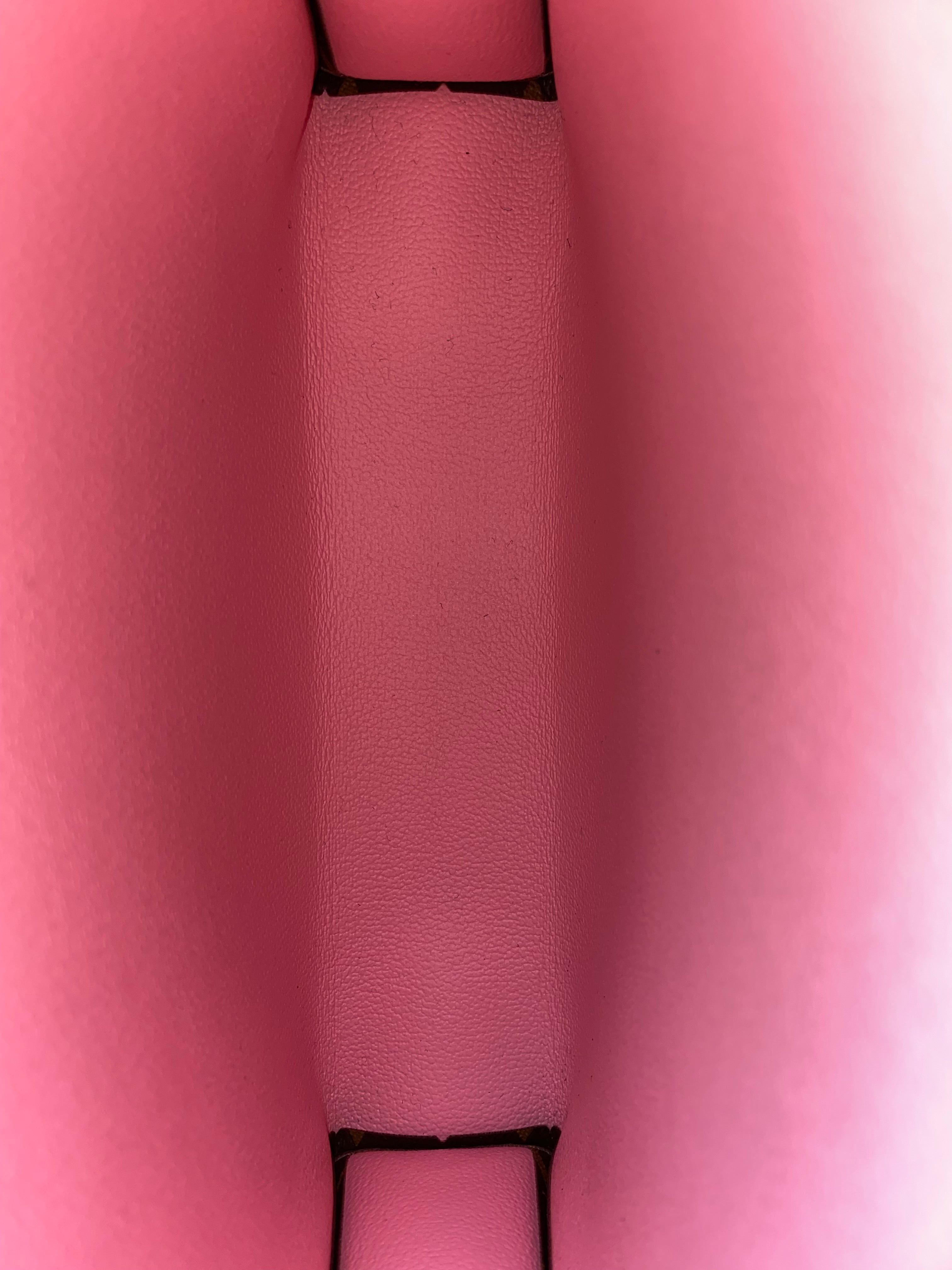 Louis Vuitton Monogram Zip Pouch 26-Pouch-Louis Vuitton-The Closet Egypt