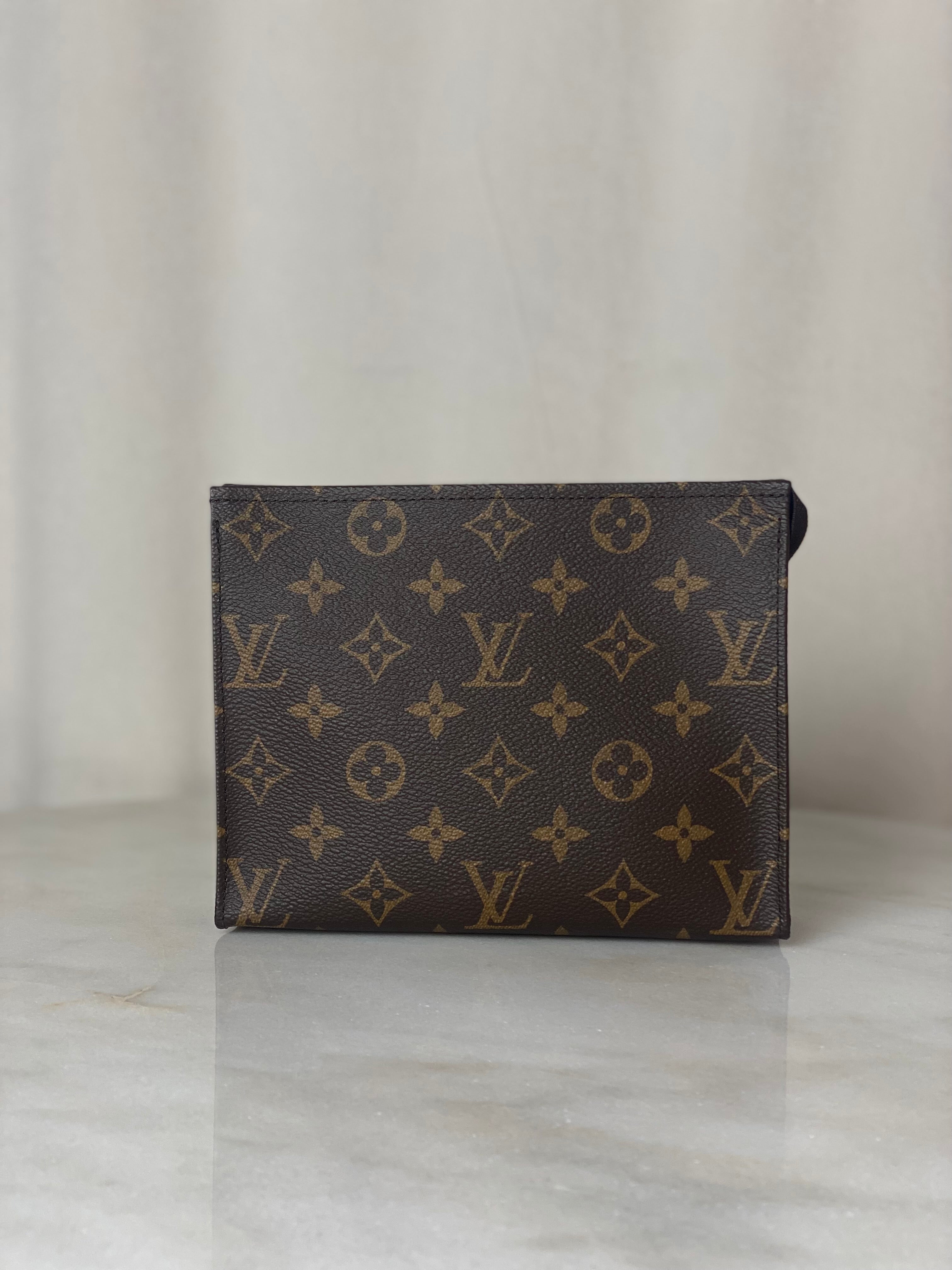 Louis Vuitton Monogram Zip Pouch 19-Pouch-Louis Vuitton-The Closet Egypt