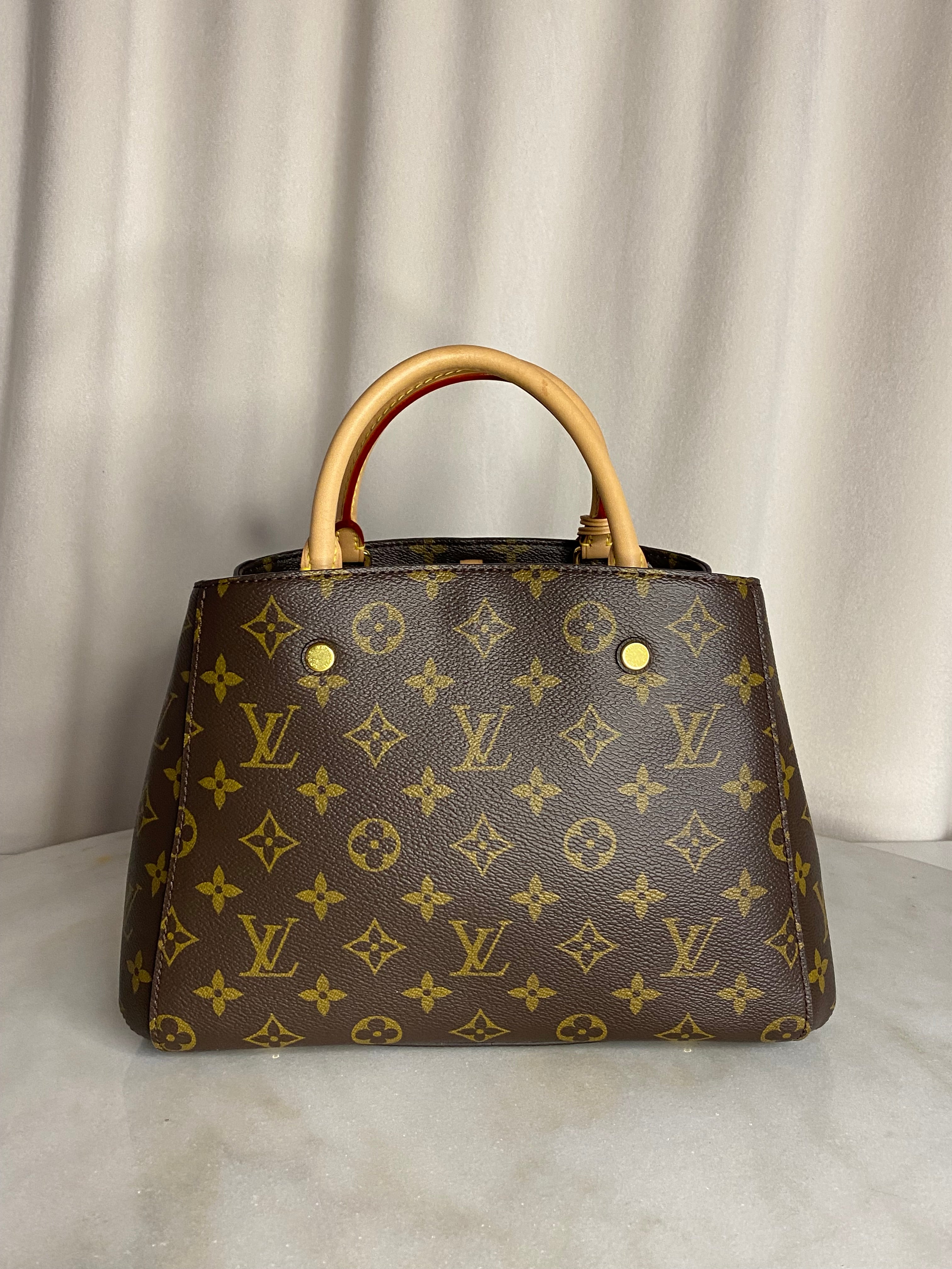Louis Vuitton Montaigne MM Bag