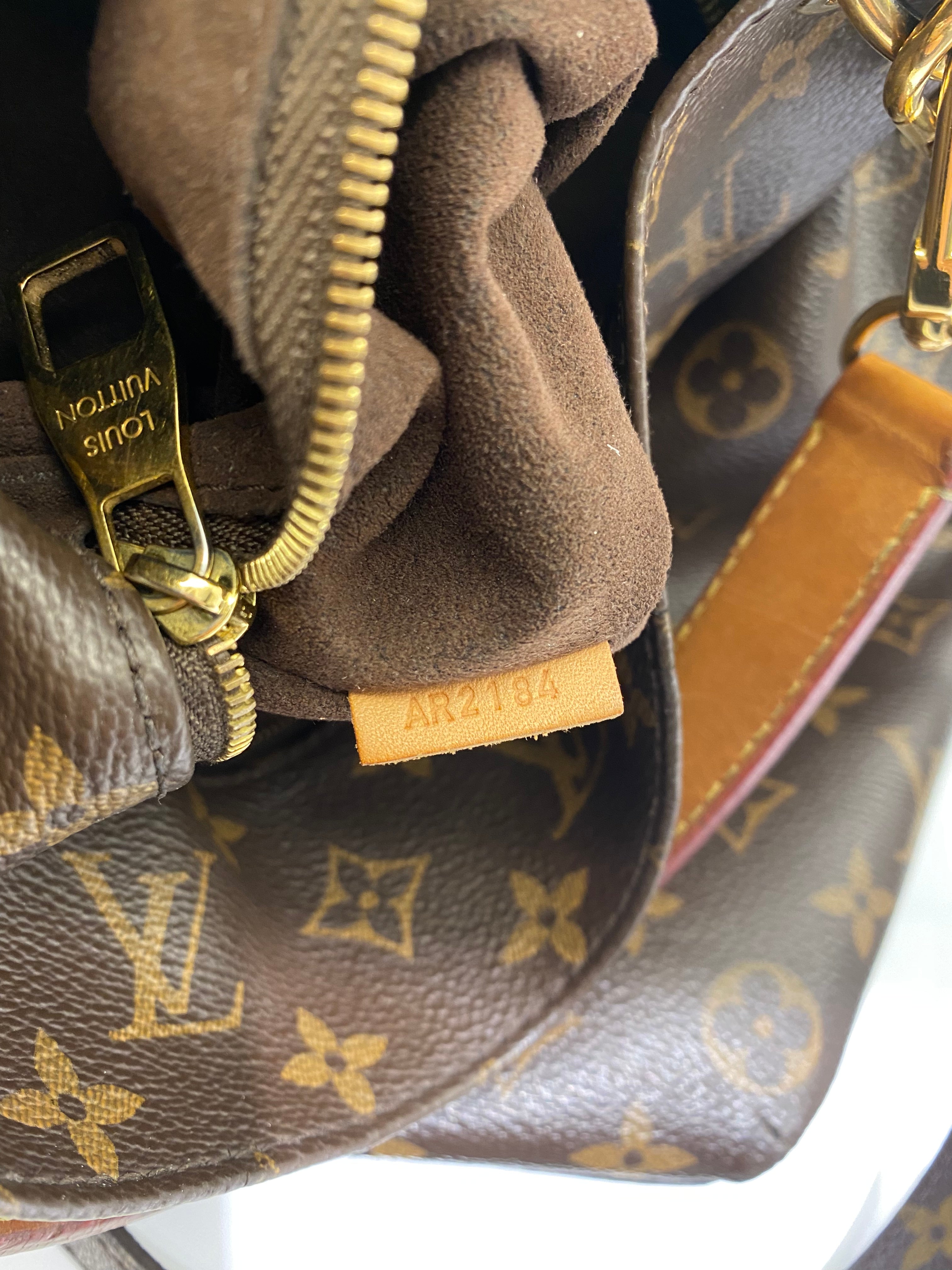 Louis Vuitton Monogram Metis Hobo Bag-handbag-Louis Vuitton-The Closet Egypt