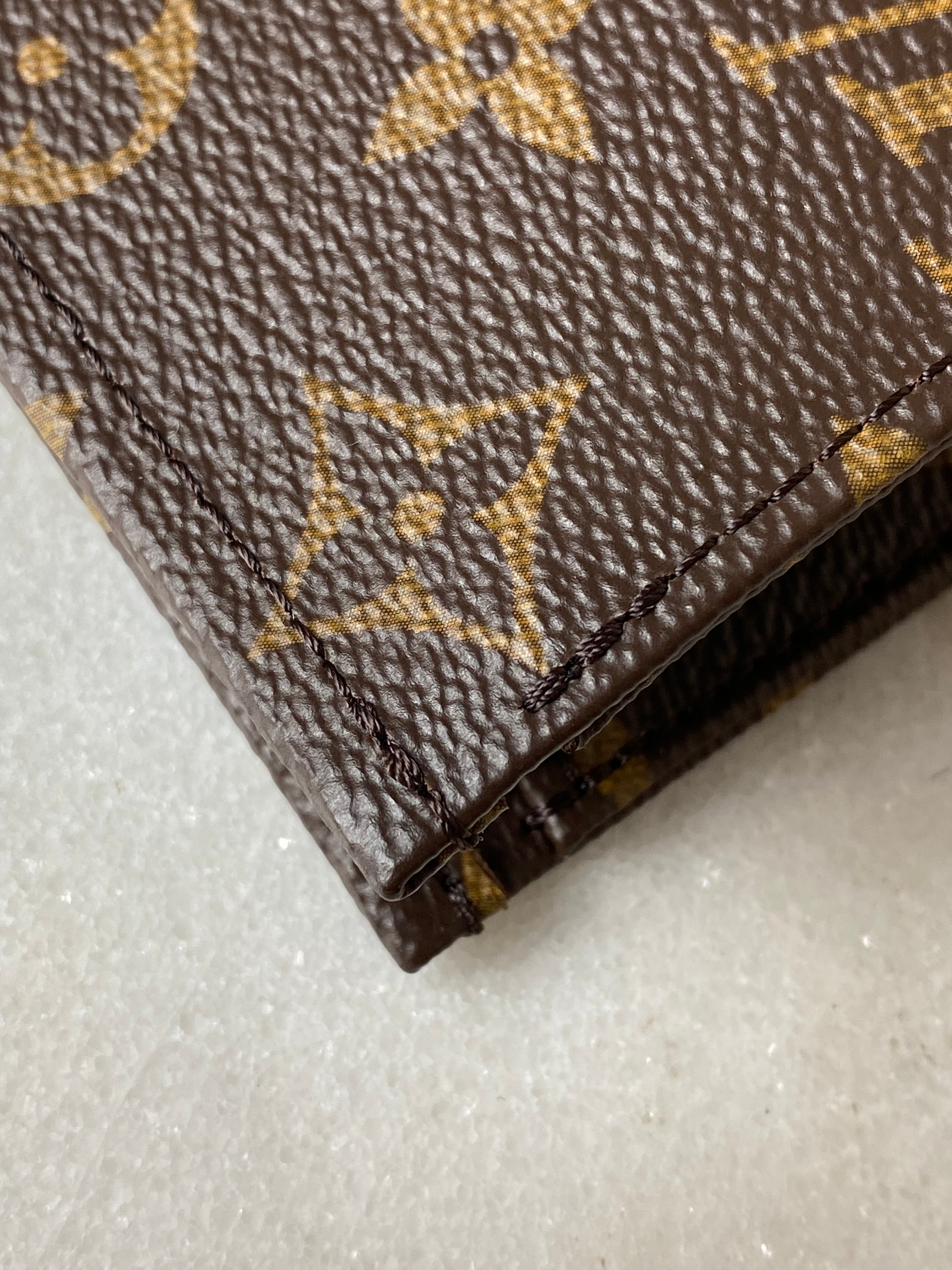 Louis Vuitton Monogram Zip Pouch 19-Pouch-Louis Vuitton-The Closet Egypt