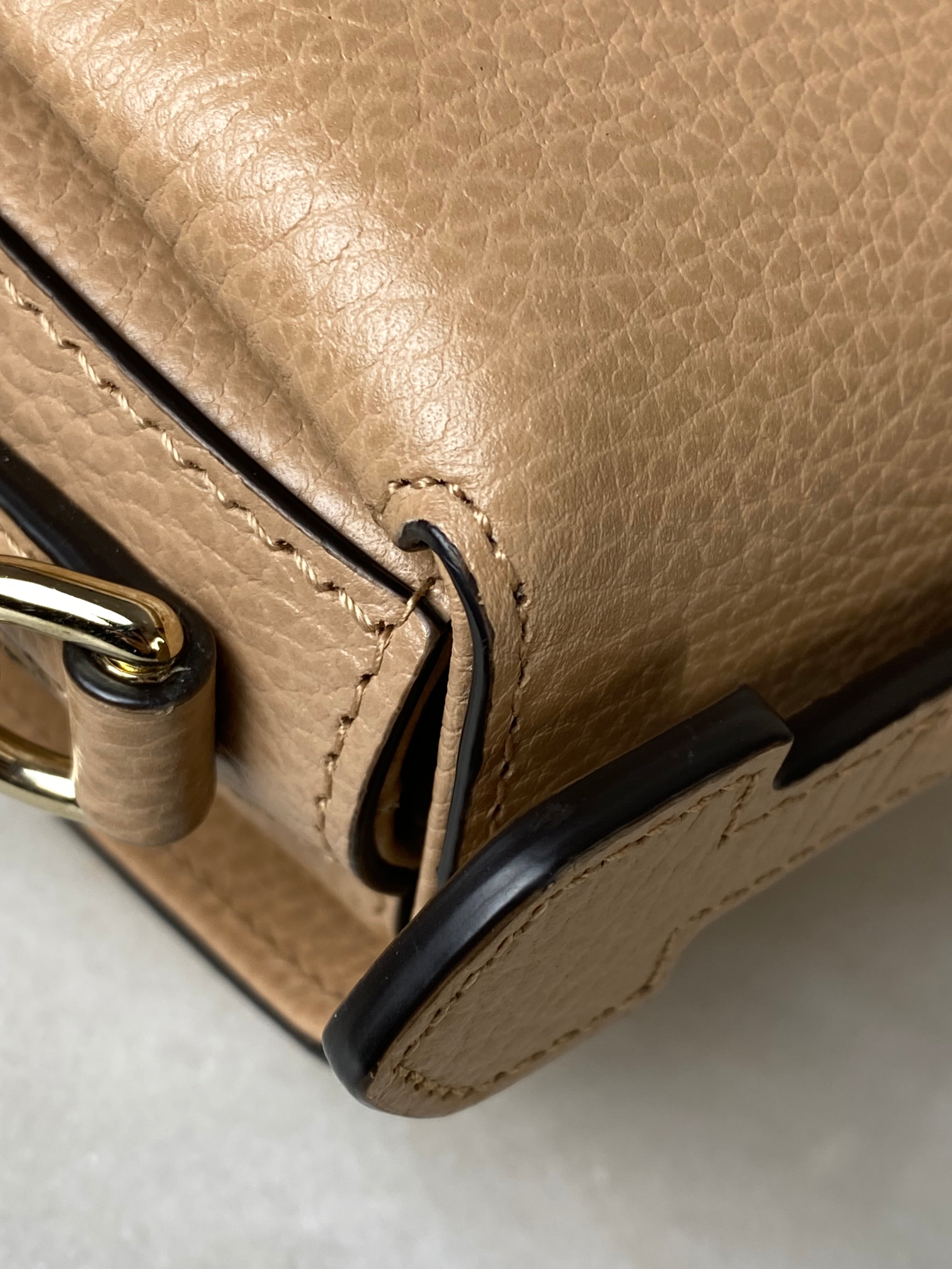 Gucci Nude Interlocking Shoulder Bag
