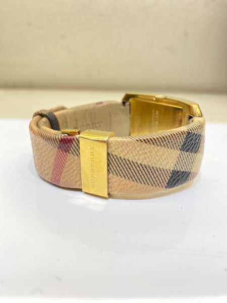 Burberry Champagne ST.ST Watch-Watch-Burberry-The Closet Egypt