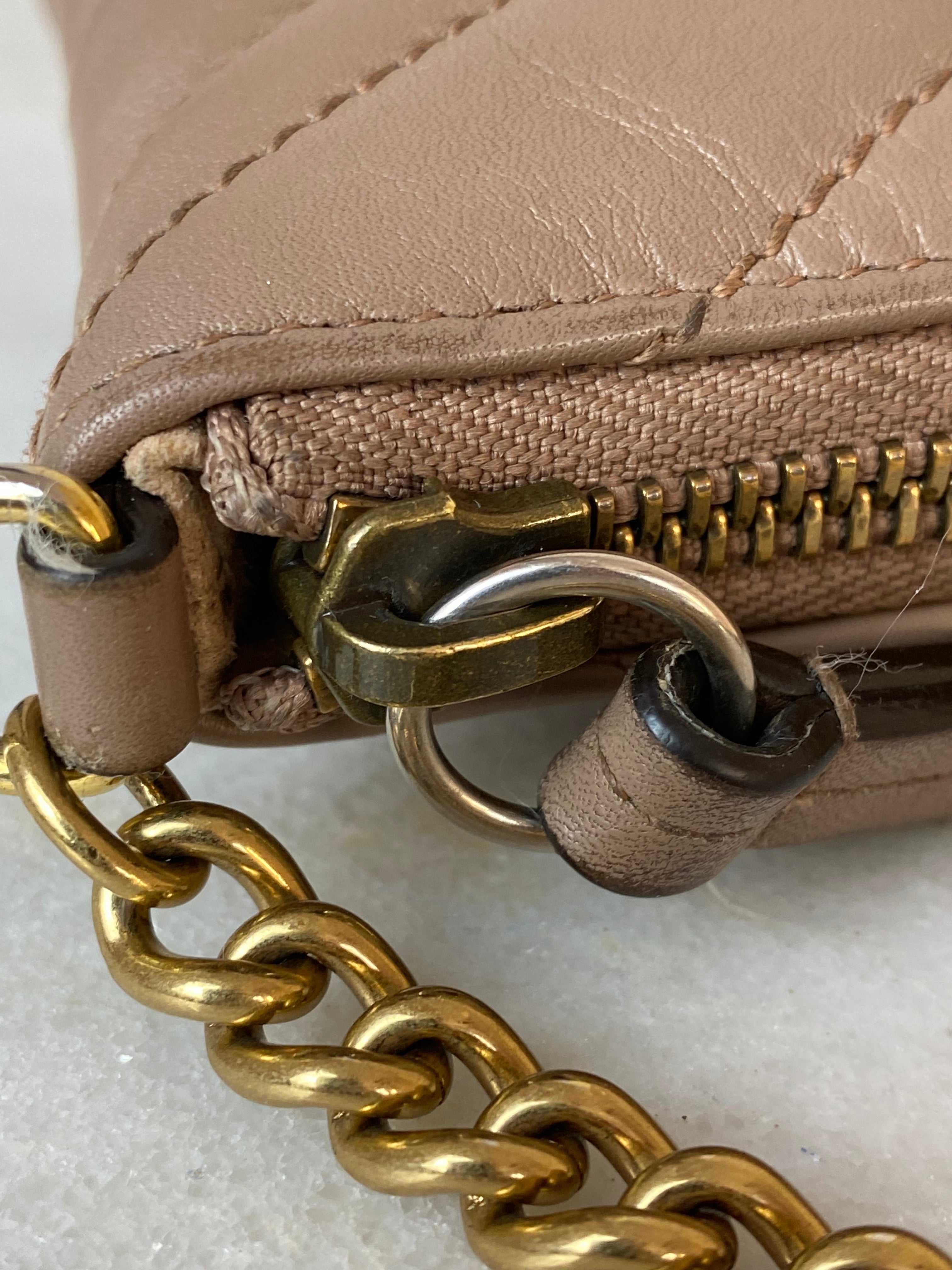 Gucci Nude Marmont Crossbody Mini Chain Bag
