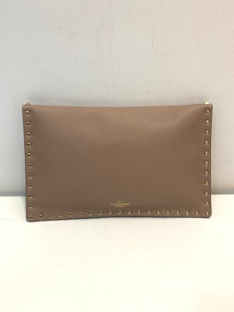 Valentino Beige Rockstud Clutch-Clutch-Valentino-The Closet Egypt