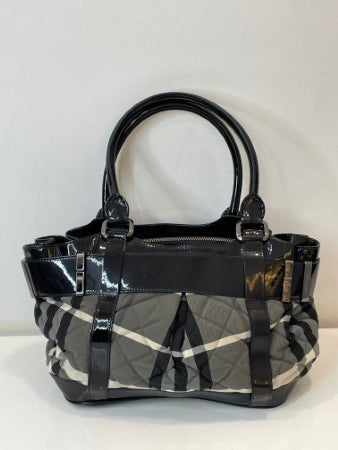 Burberry Bicolro Beat Check Bag-handbag-Burberry-The Closet Egypt