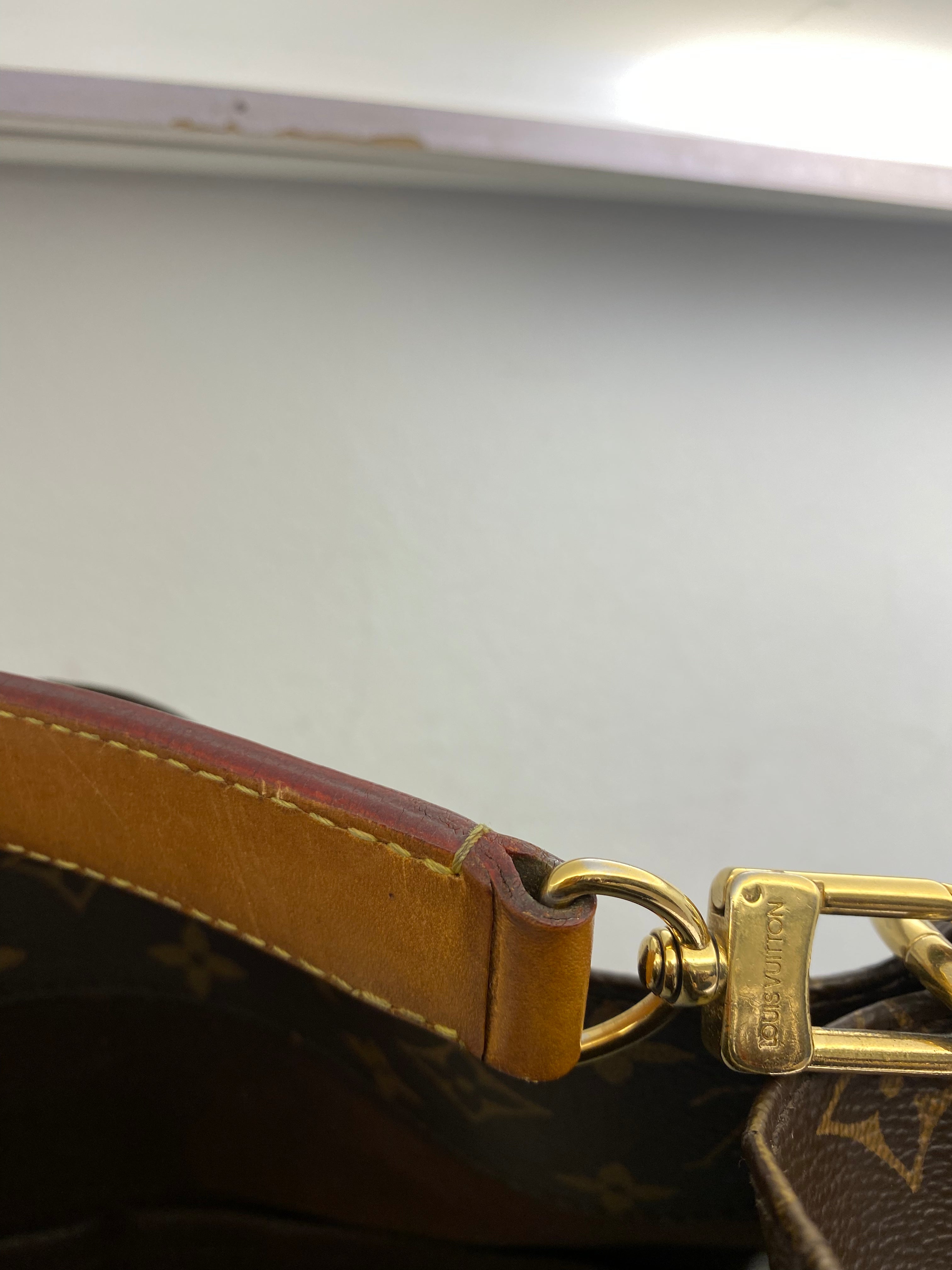 Louis Vuitton Monogram Metis Hobo Bag-handbag-Louis Vuitton-The Closet Egypt