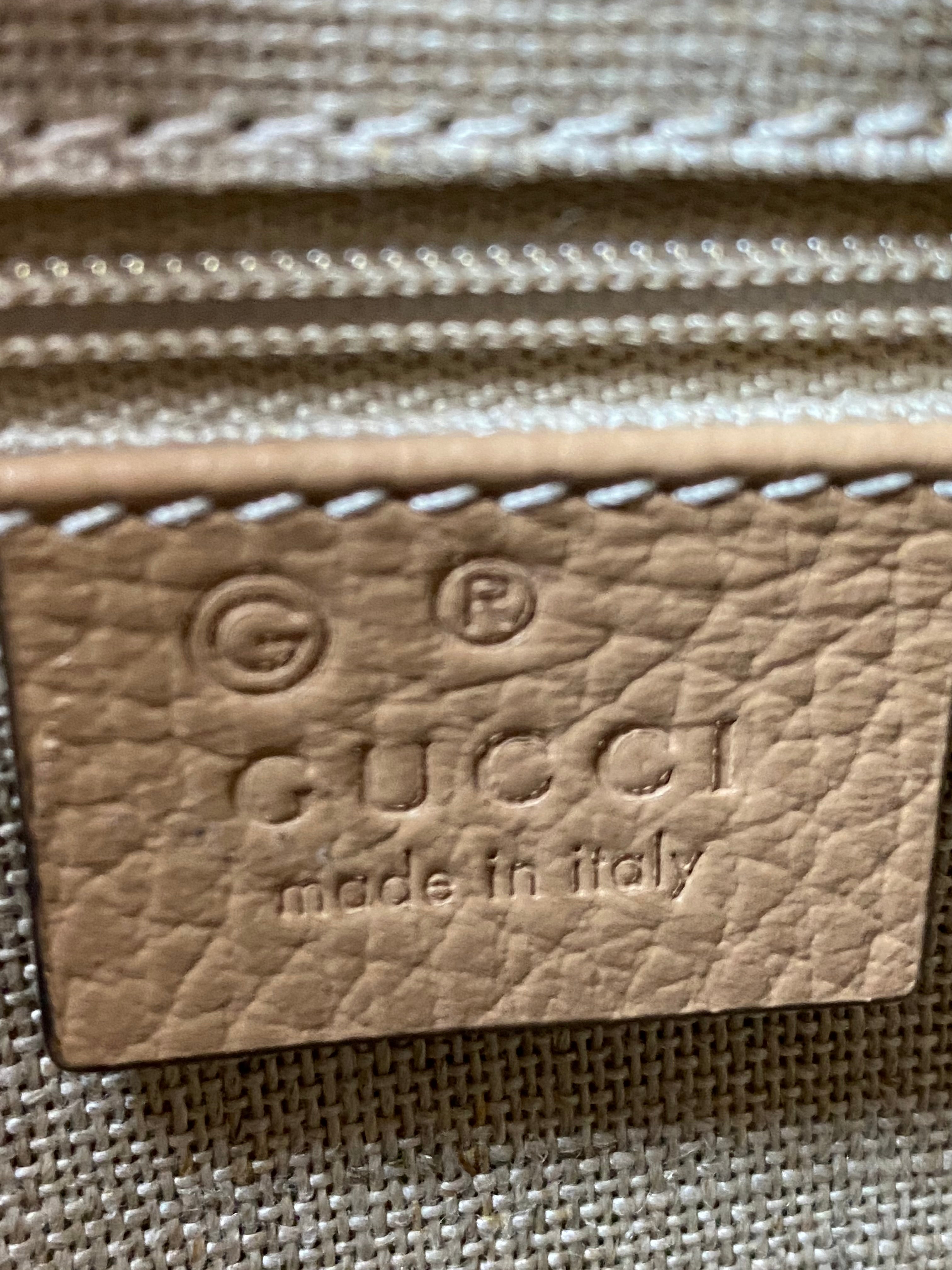 Gucci Nude Interlocking Shoulder Bag
