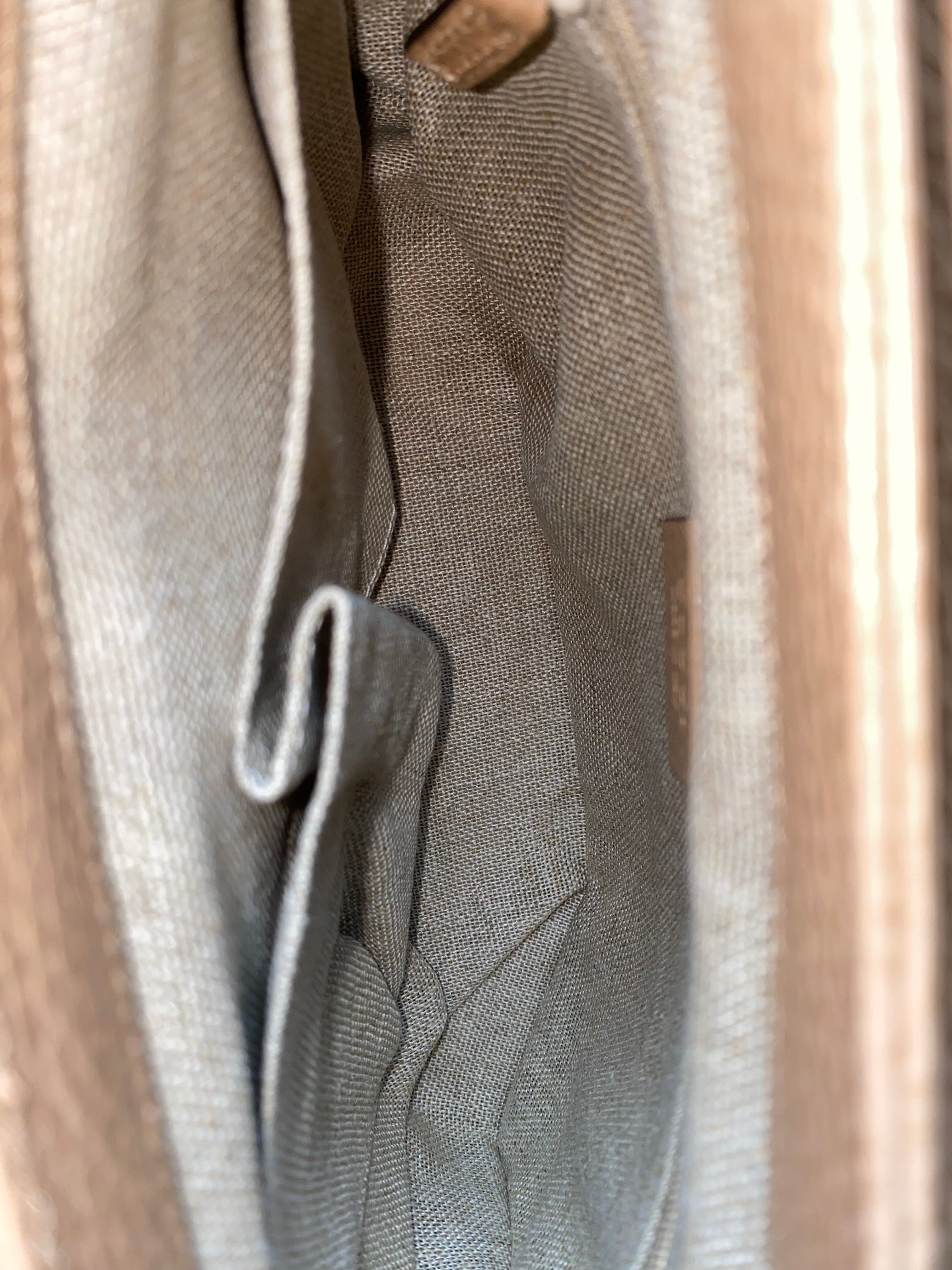 Gucci Nude Interlocking Shoulder Bag