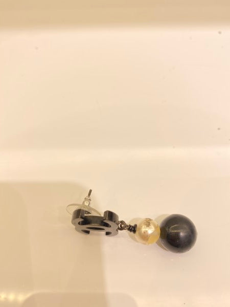 Chanel Bicolor Pearls Earring-Earrings-Chanel-The Closet Egypt