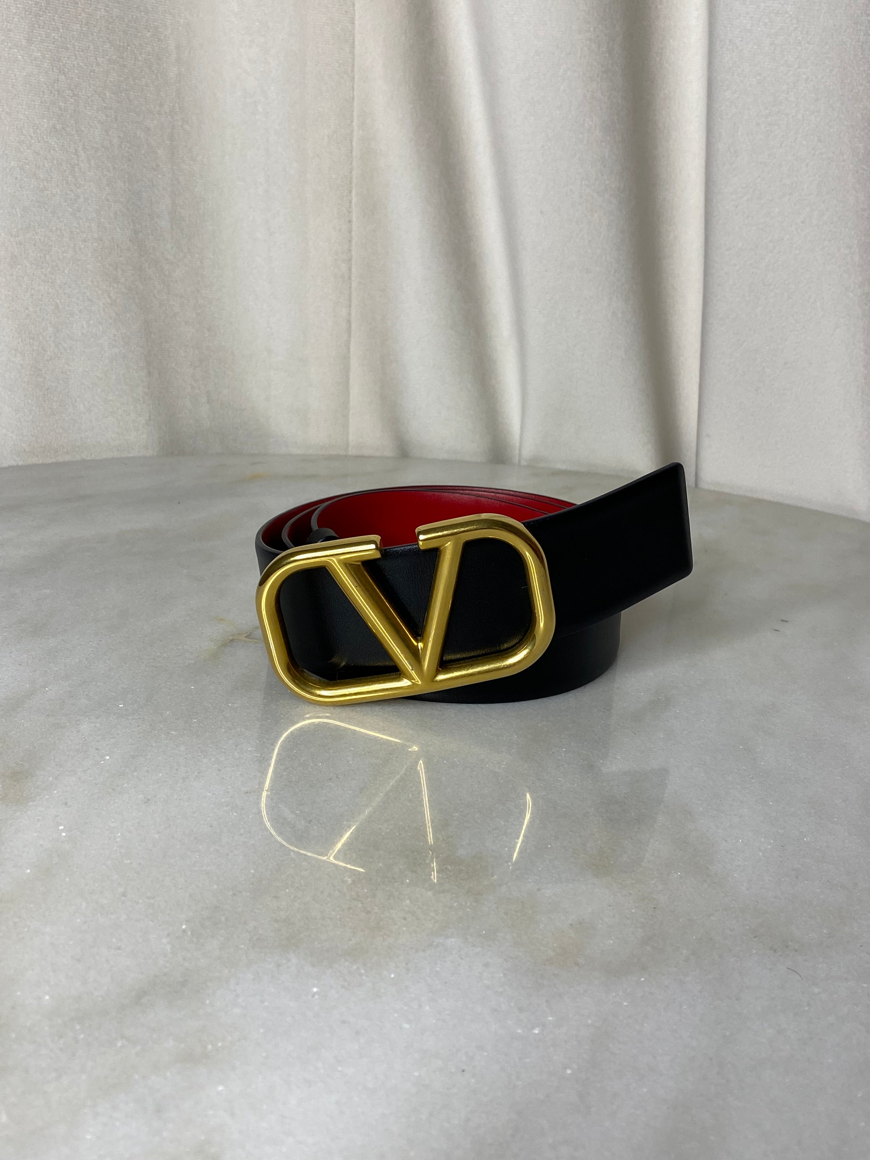 Valentino Bicolor Vlogo Reversible 40mm Belt 32-Belt-Valentino-The Closet Egypt