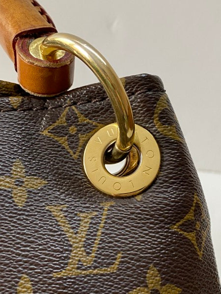 Louis Vuitton Monogram Artsy MM Bag-handbag-Louis Vuitton-The Closet Egypt