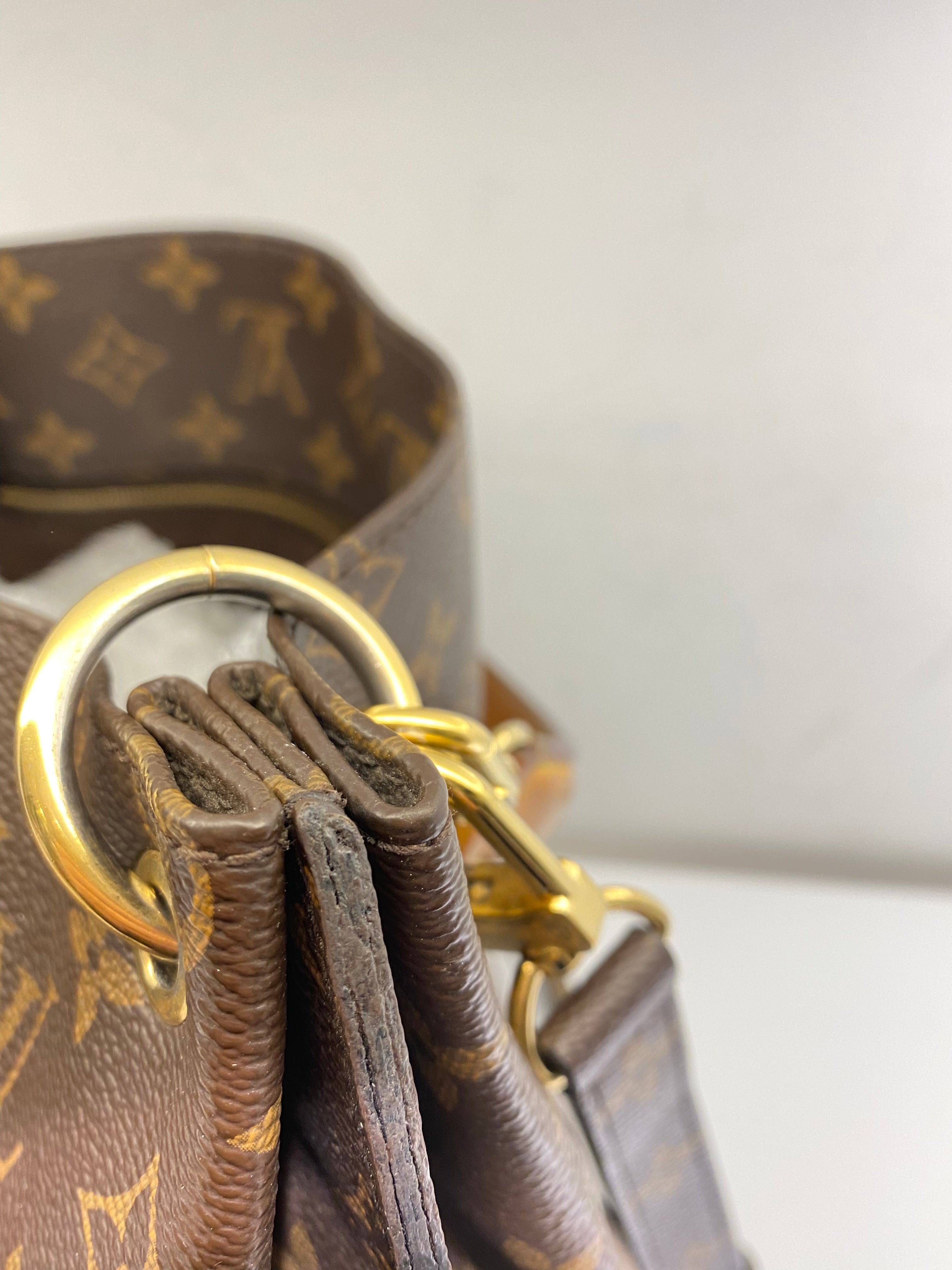 Louis Vuitton Monogram Metis Hobo Bag-handbag-Louis Vuitton-The Closet Egypt