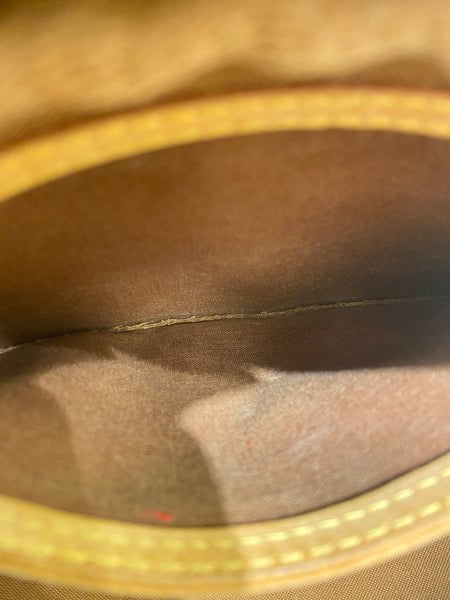 Louis Vuitton Monogram Montorgueil Tote Bag-handbag-Louis Vuitton-The Closet Egypt