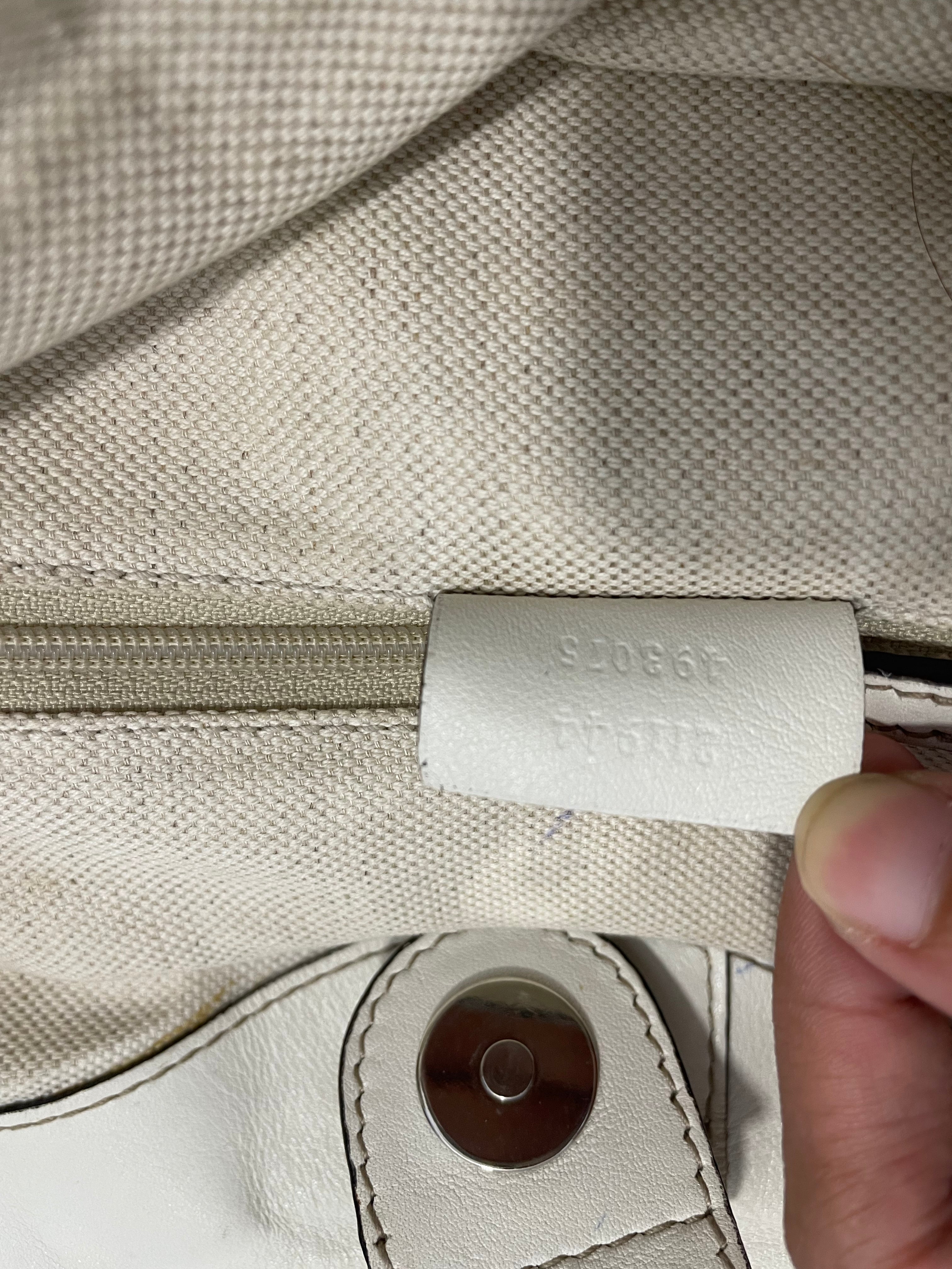 Gucci Off White Sukey Tote Bag-handbag-Gucci-The Closet Egypt