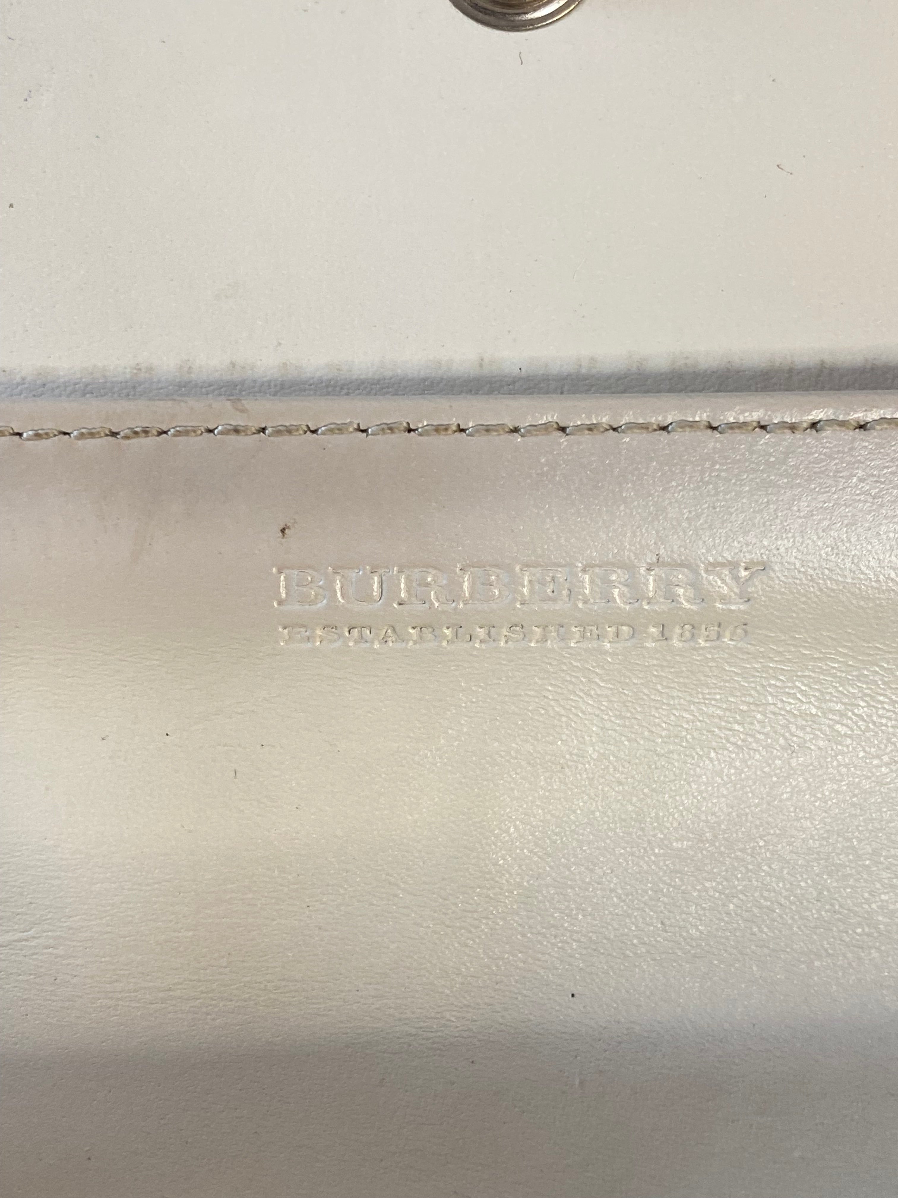 Burberry Off White House Check Hearts Flap Long Wallet-wallet-Burberry-The Closet Egypt