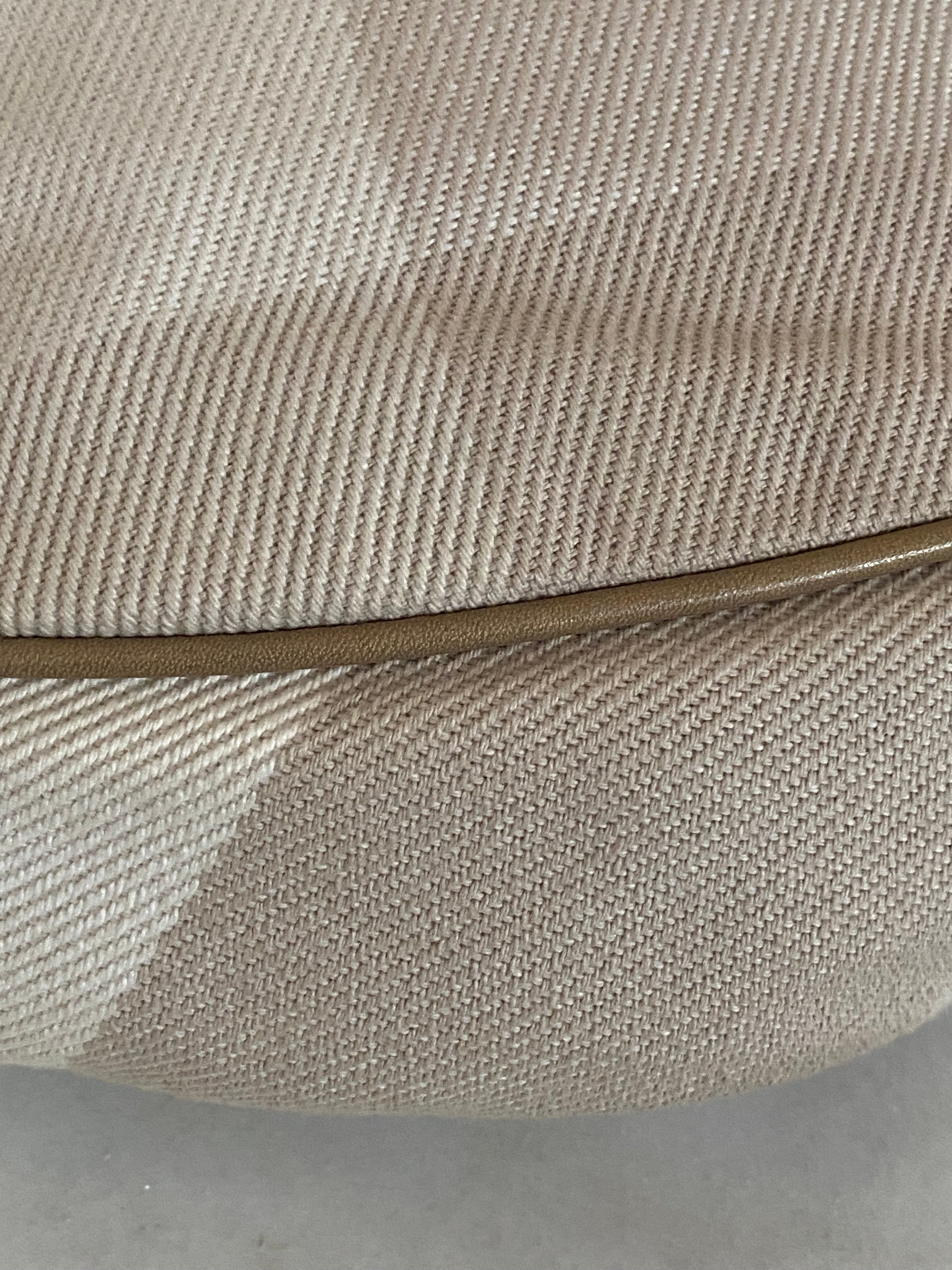 Burberry Bicolor Shoulder Bag-handbag-Burberry-The Closet Egypt