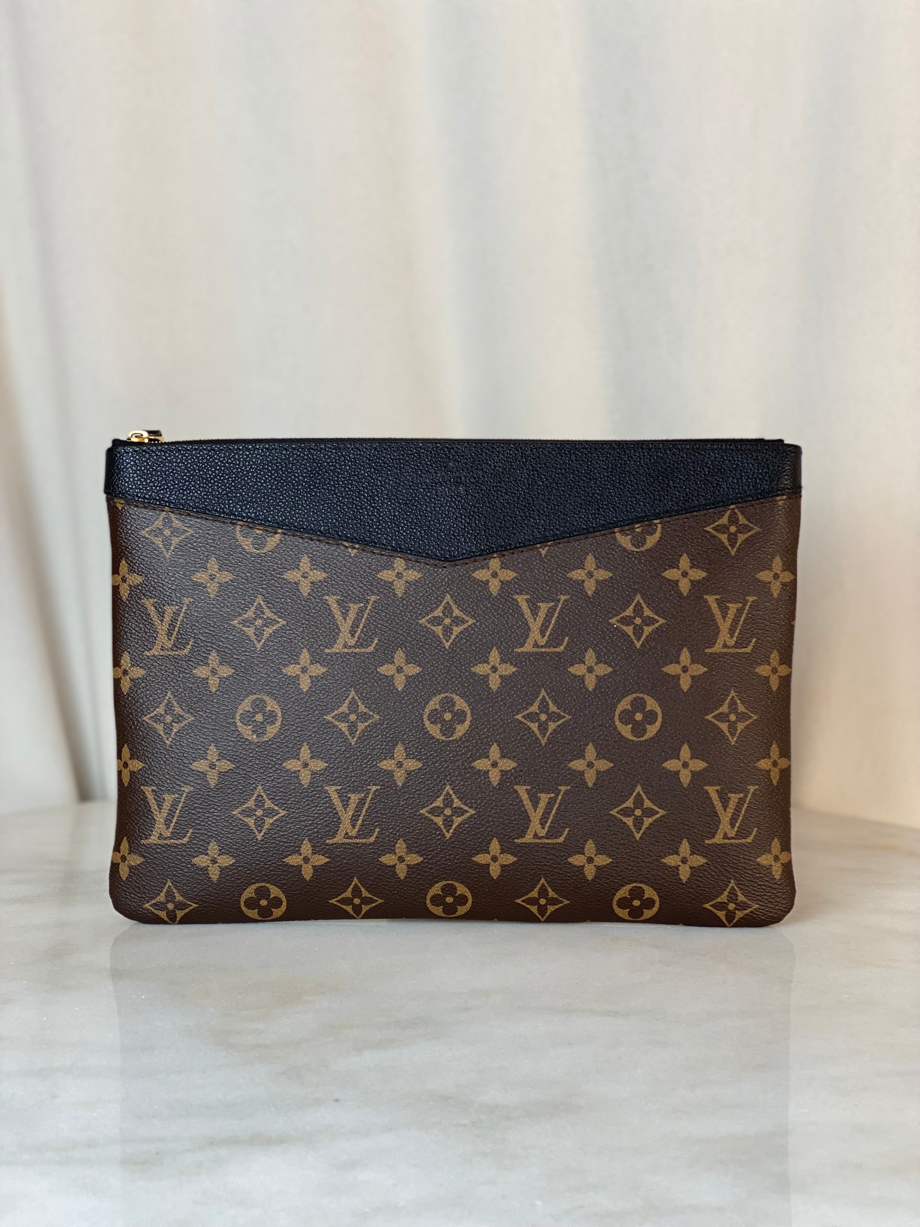 Louis Vuitton Monogram Black Daily Pouch-Pouch-Louis Vuitton-The Closet Egypt
