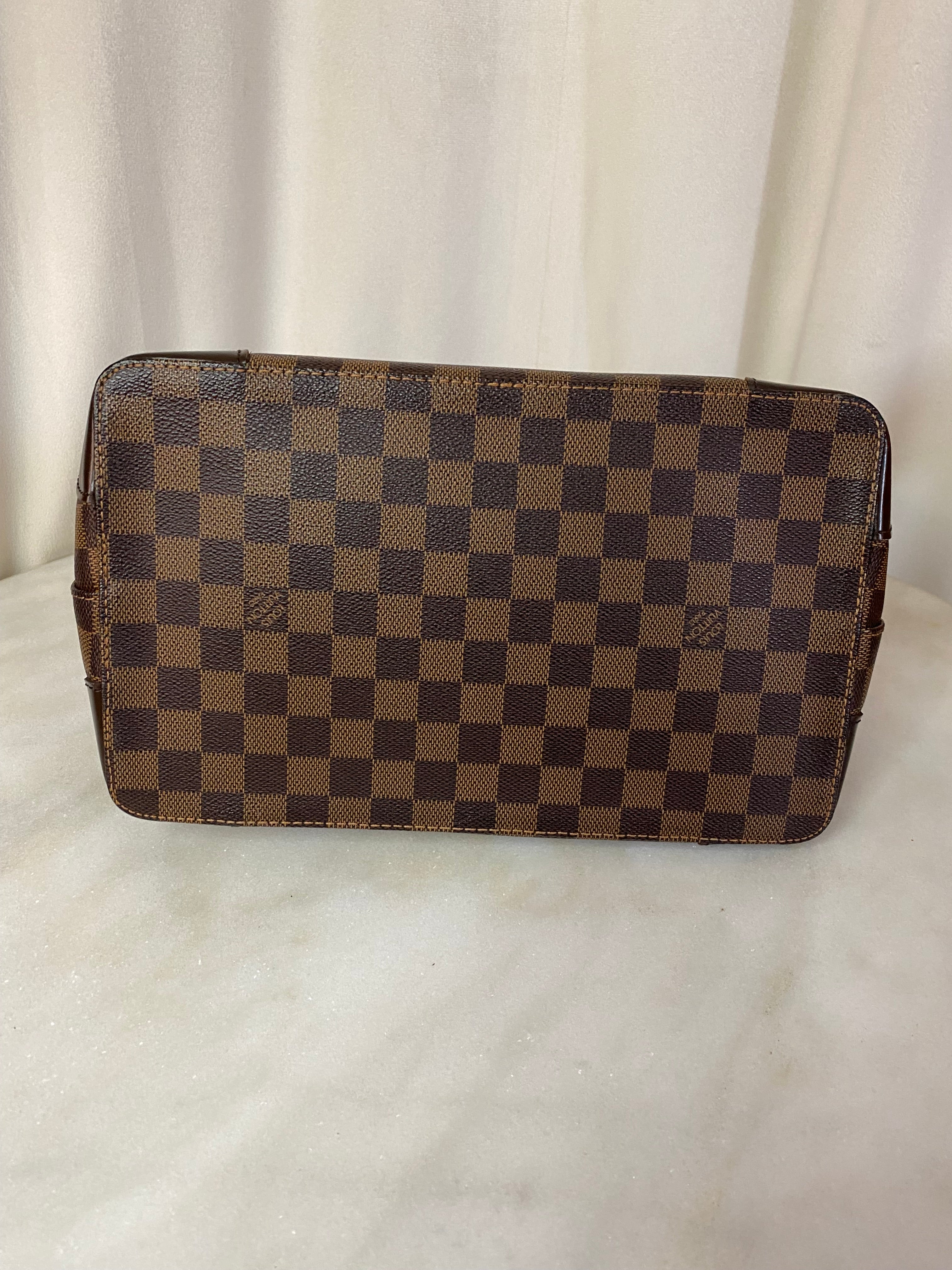 Louis Vuitton hampstead damier ebene shoulder bag-handbag-Louis Vuitton-The Closet Egypt