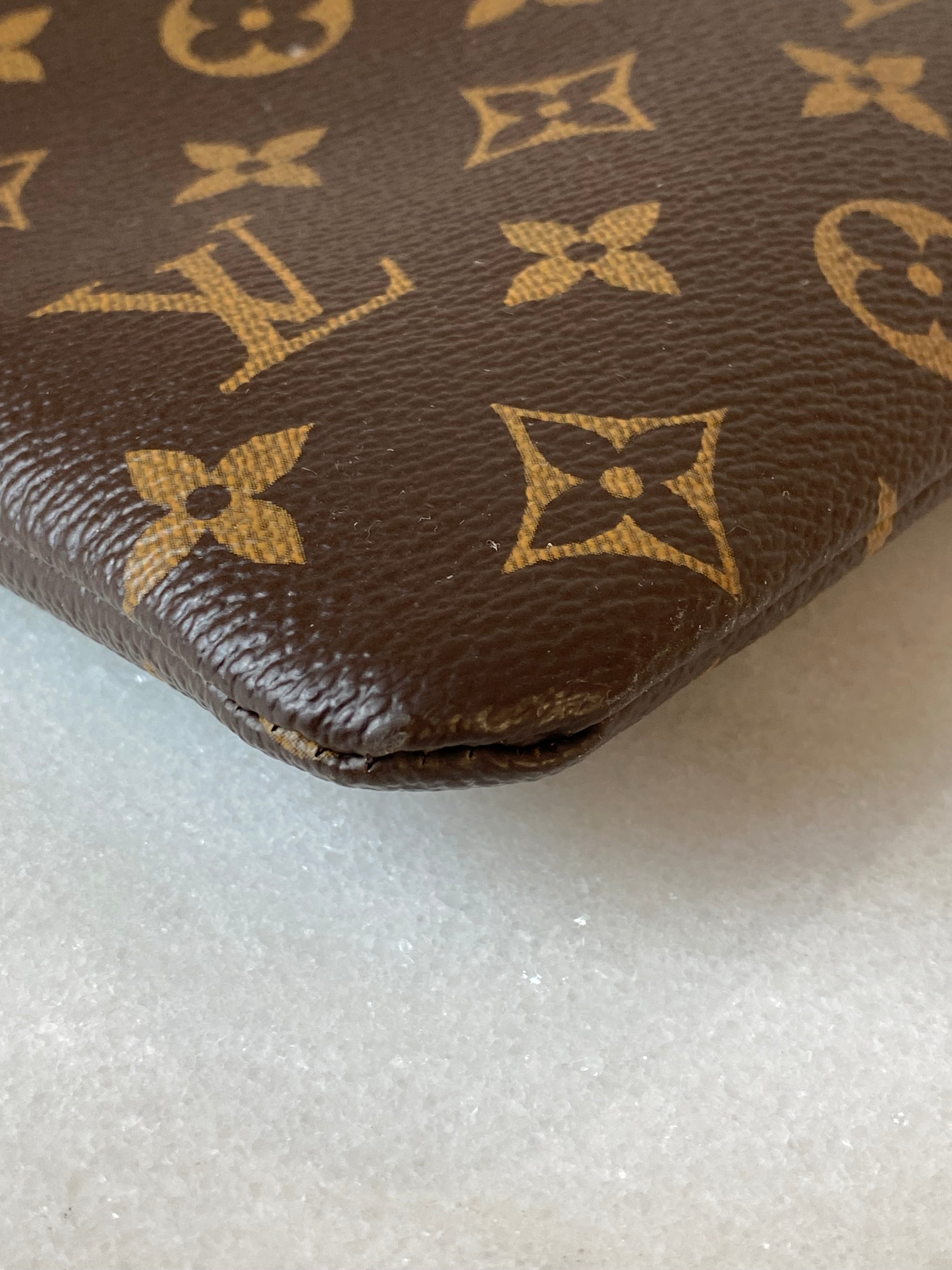 Louis Vuitton Monogram Black Daily Pouch-Pouch-Louis Vuitton-The Closet Egypt