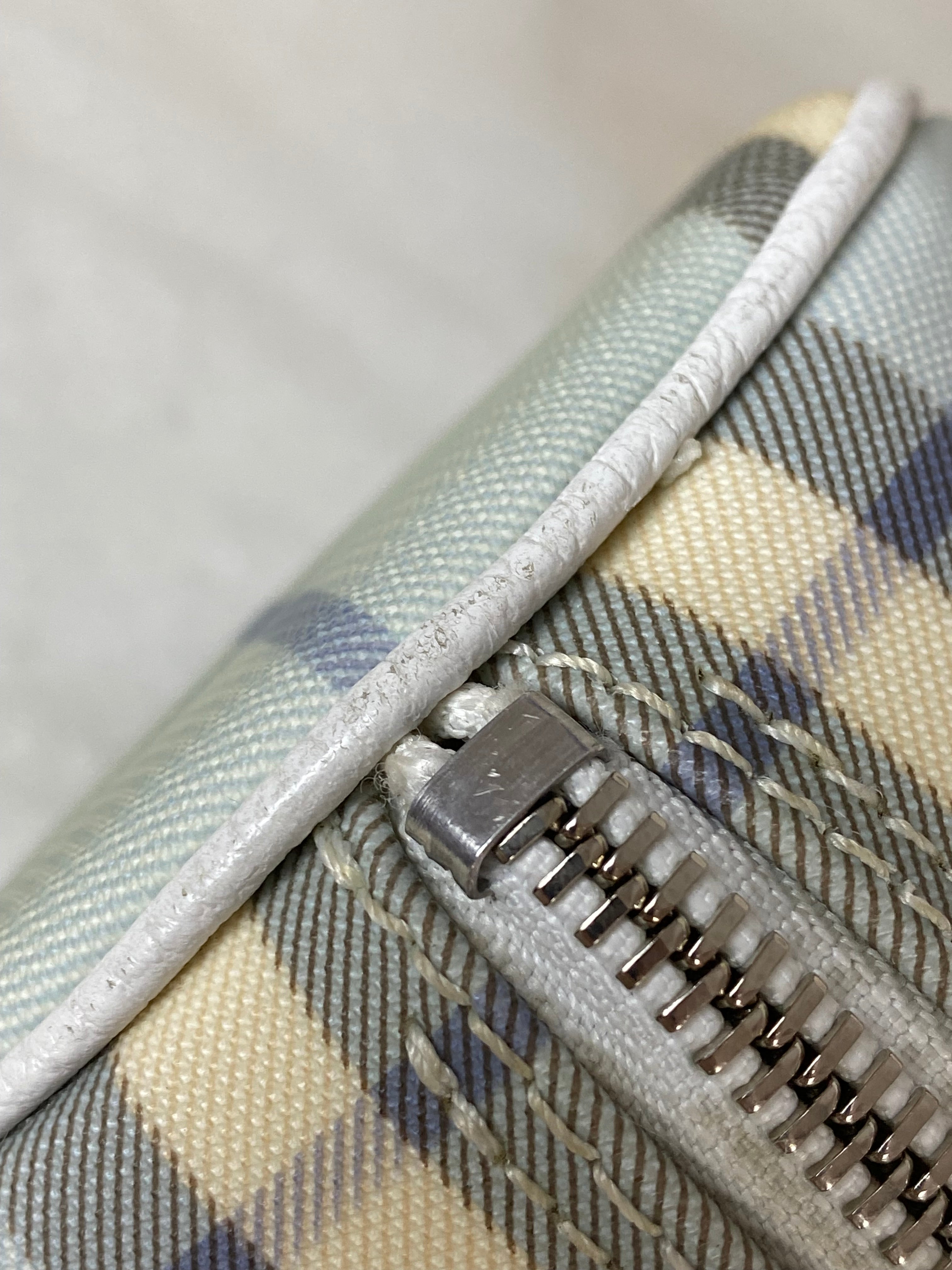 Burberry Bicolor Nova Check Papillon Lola Barrel Bag-handbag-Burberry-The Closet Egypt