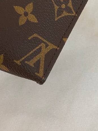 Louis Vuitton Monogram 19 Clutch-Clutch-Louis Vuitton-The Closet Egypt