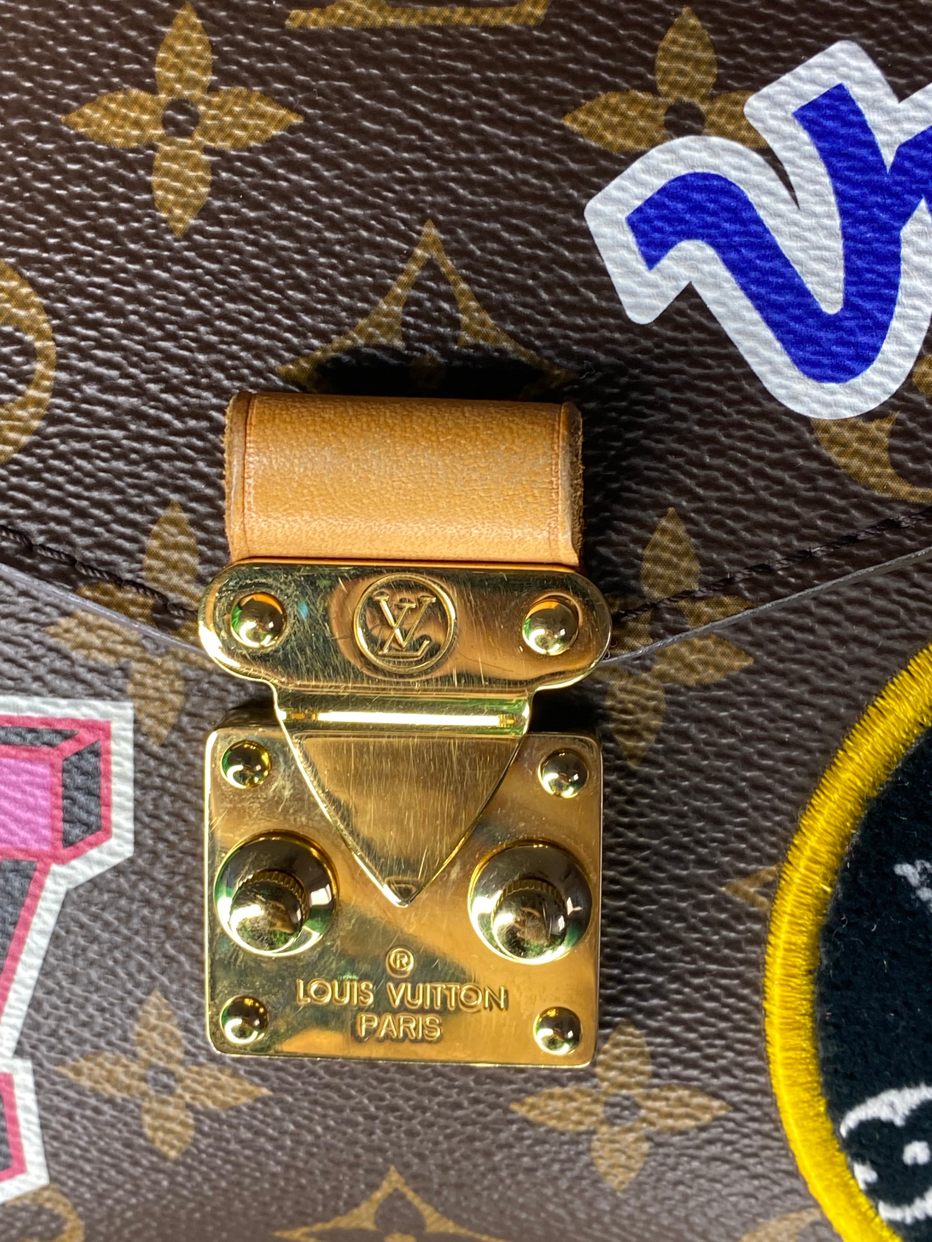 Louis Vuitton Monogram Logos Crossbody Pochette Metis Bag-handbag-Louis Vuitton-The Closet Egypt