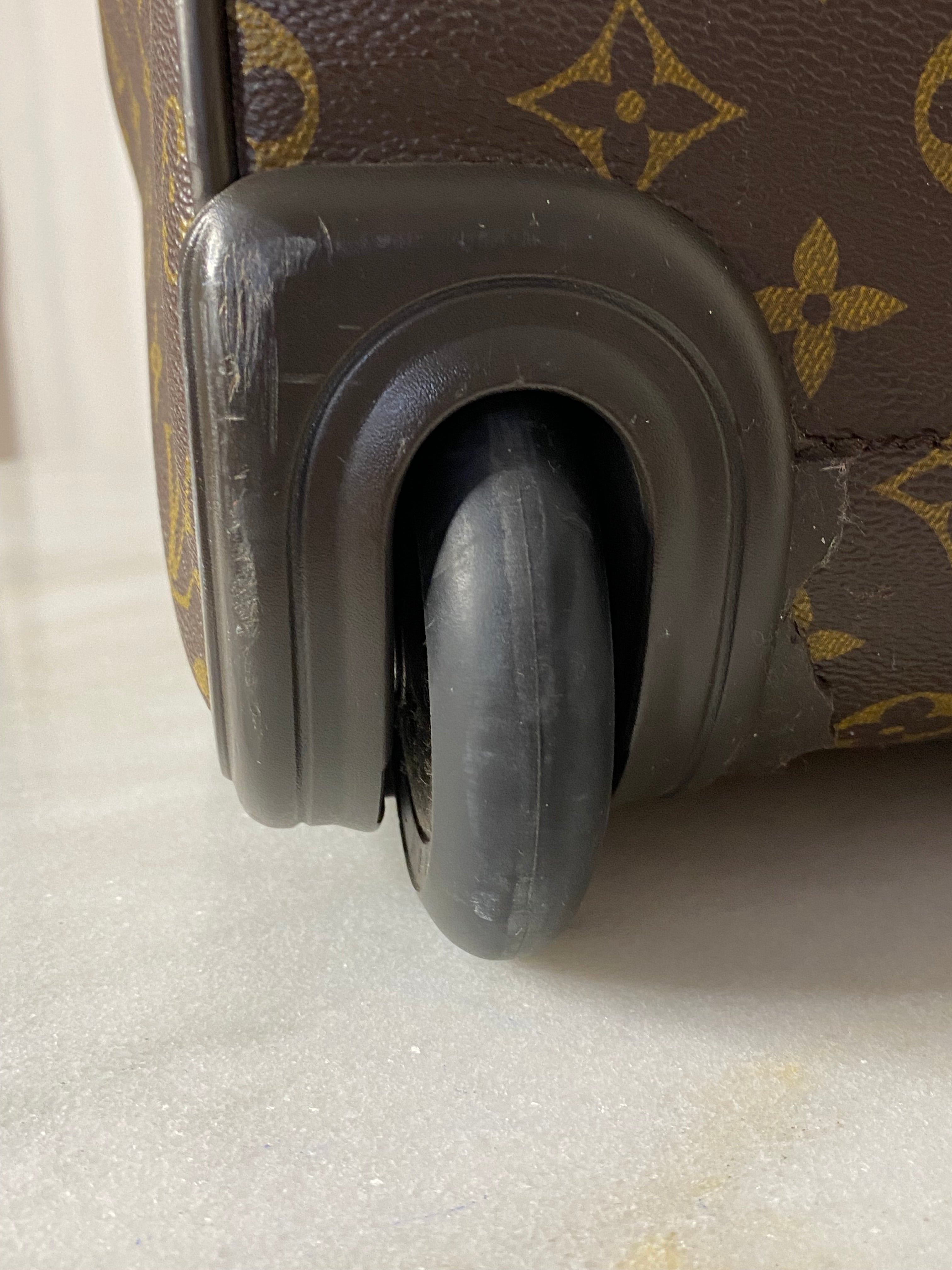 Louis Vuitton Monogram Rolling Eole 60 Duffle Travel Bag
