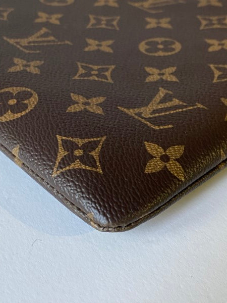 Louis Vuitton Monogram Black Daily Pouch-Pouch-Louis Vuitton-The Closet Egypt